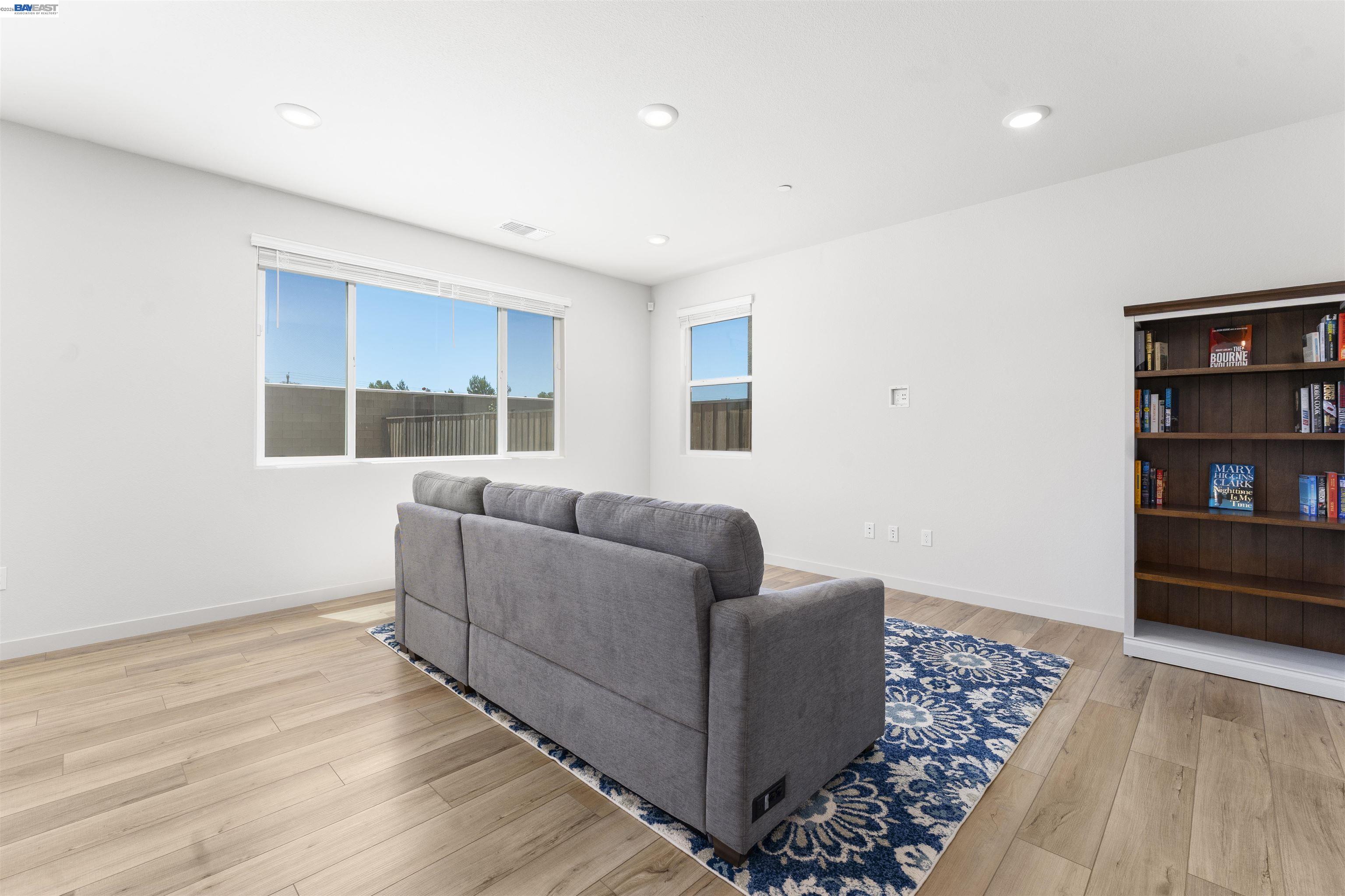 2845 Shaver Ct, Fairfield CA 94533 — photo 17