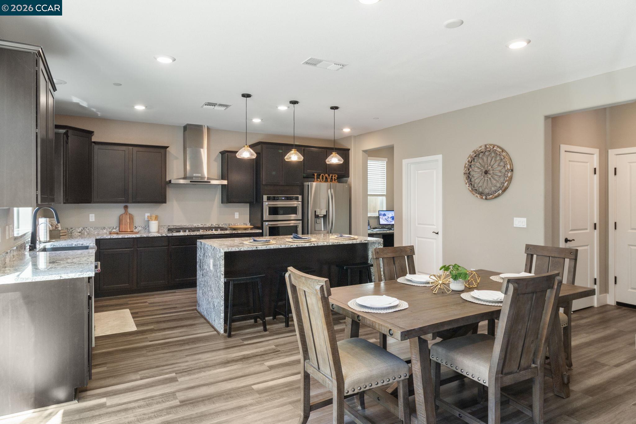 194 Elk Creek Dr, Brentwood CA 94513 — photo 8