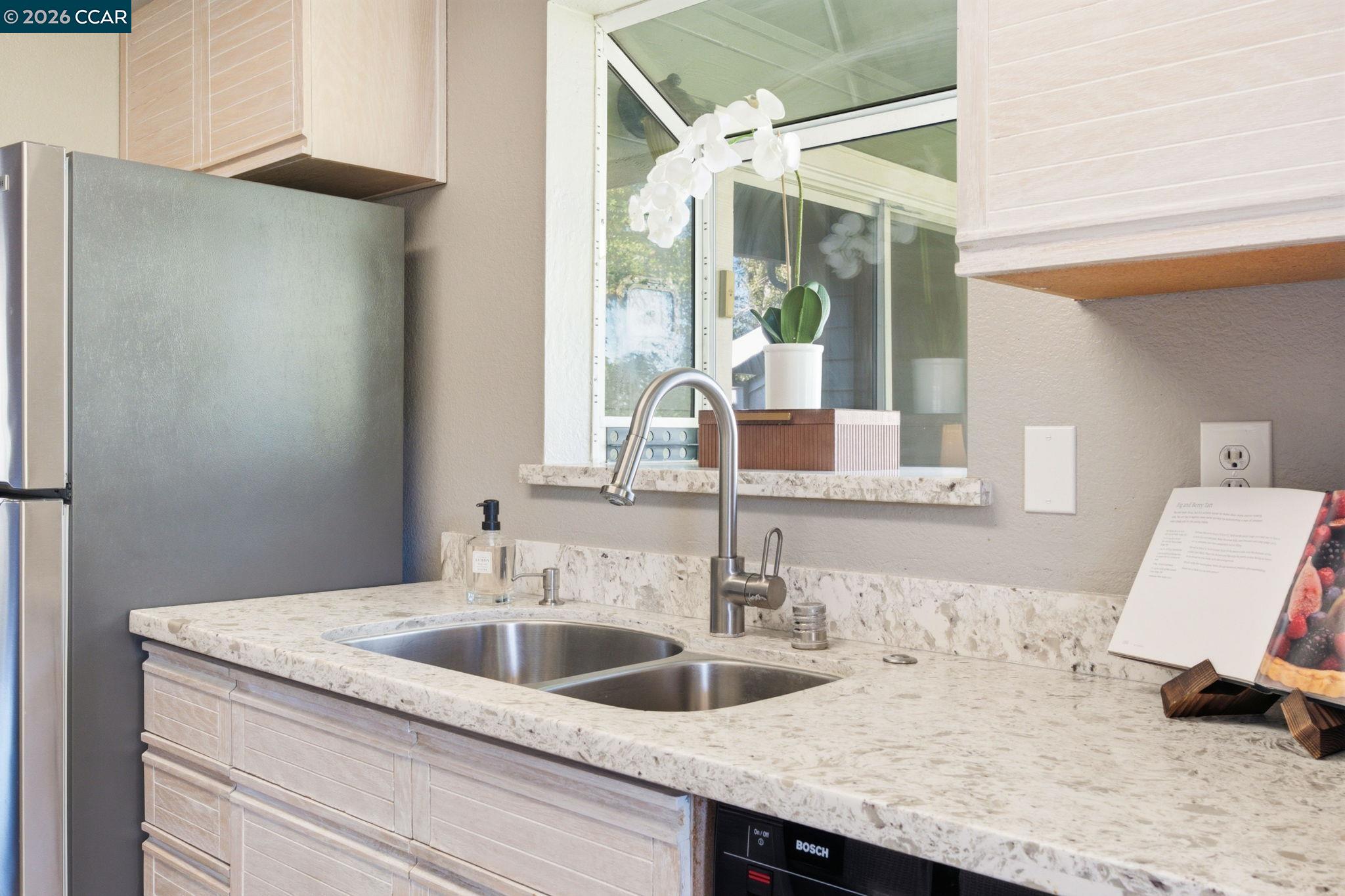 7650 Canyon Meadows Cir # F, Pleasanton CA 94588 — photo 17