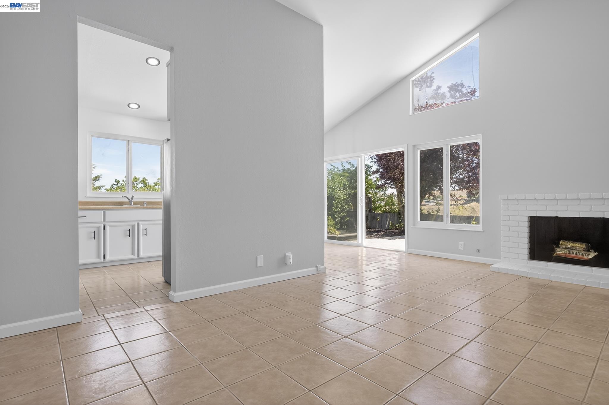 247 Sparrow Dr, Hercules CA 94547 — photo 14