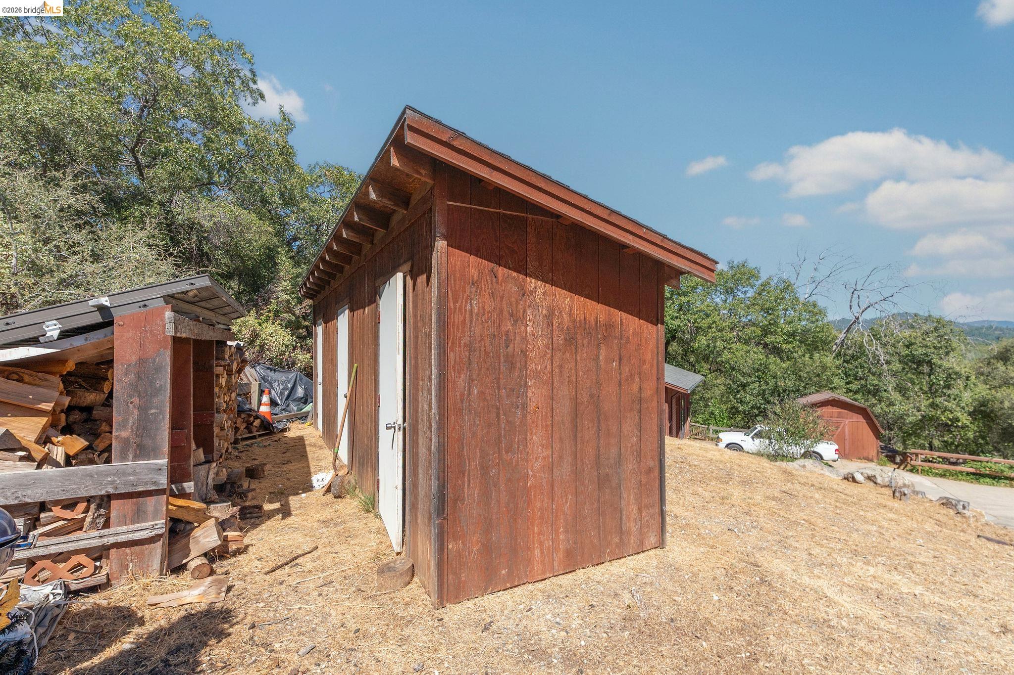 Robertson Ranch Rd — photo 73