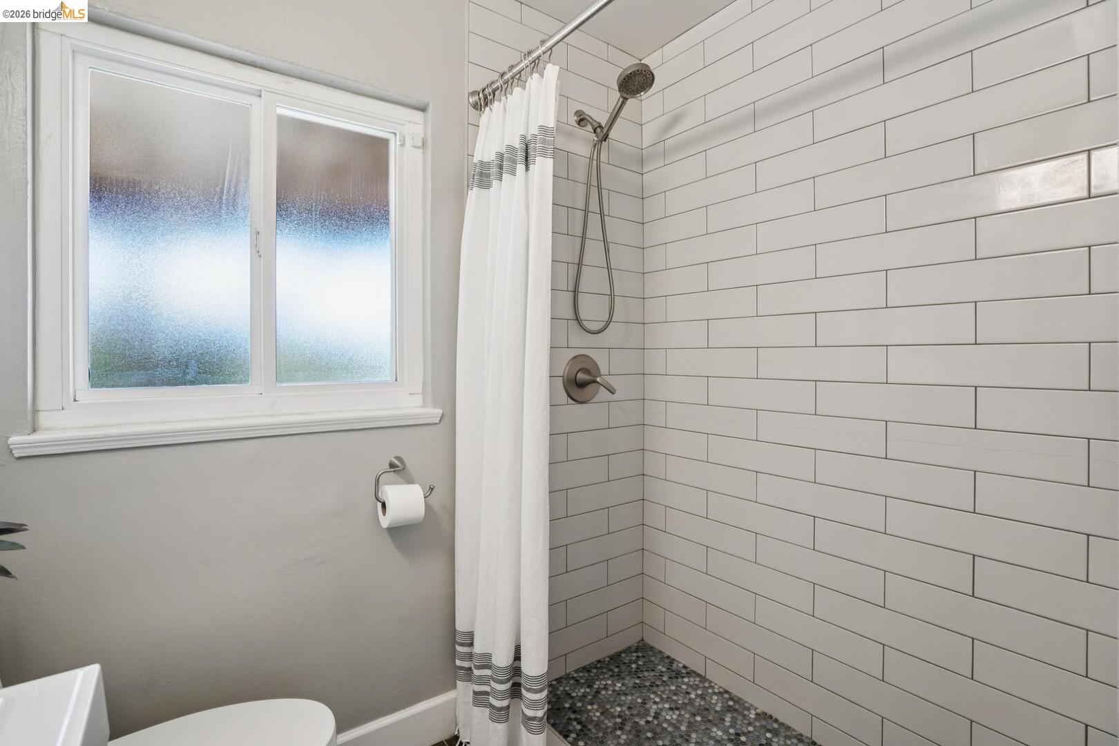 8427 Ney AVE, Oakland CA 94605 — photo 45