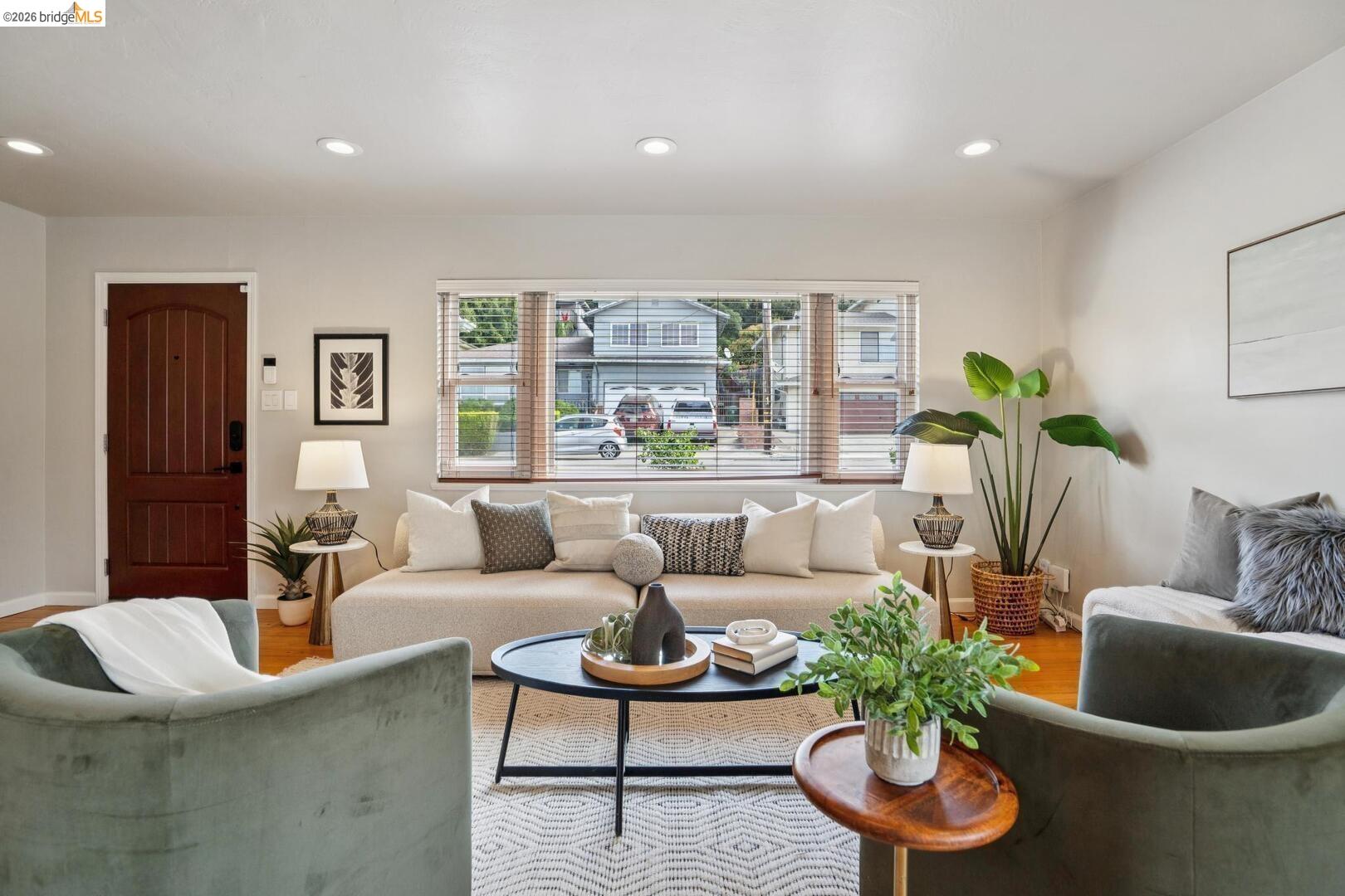 8427 Ney AVE, Oakland CA 94605 — photo 7