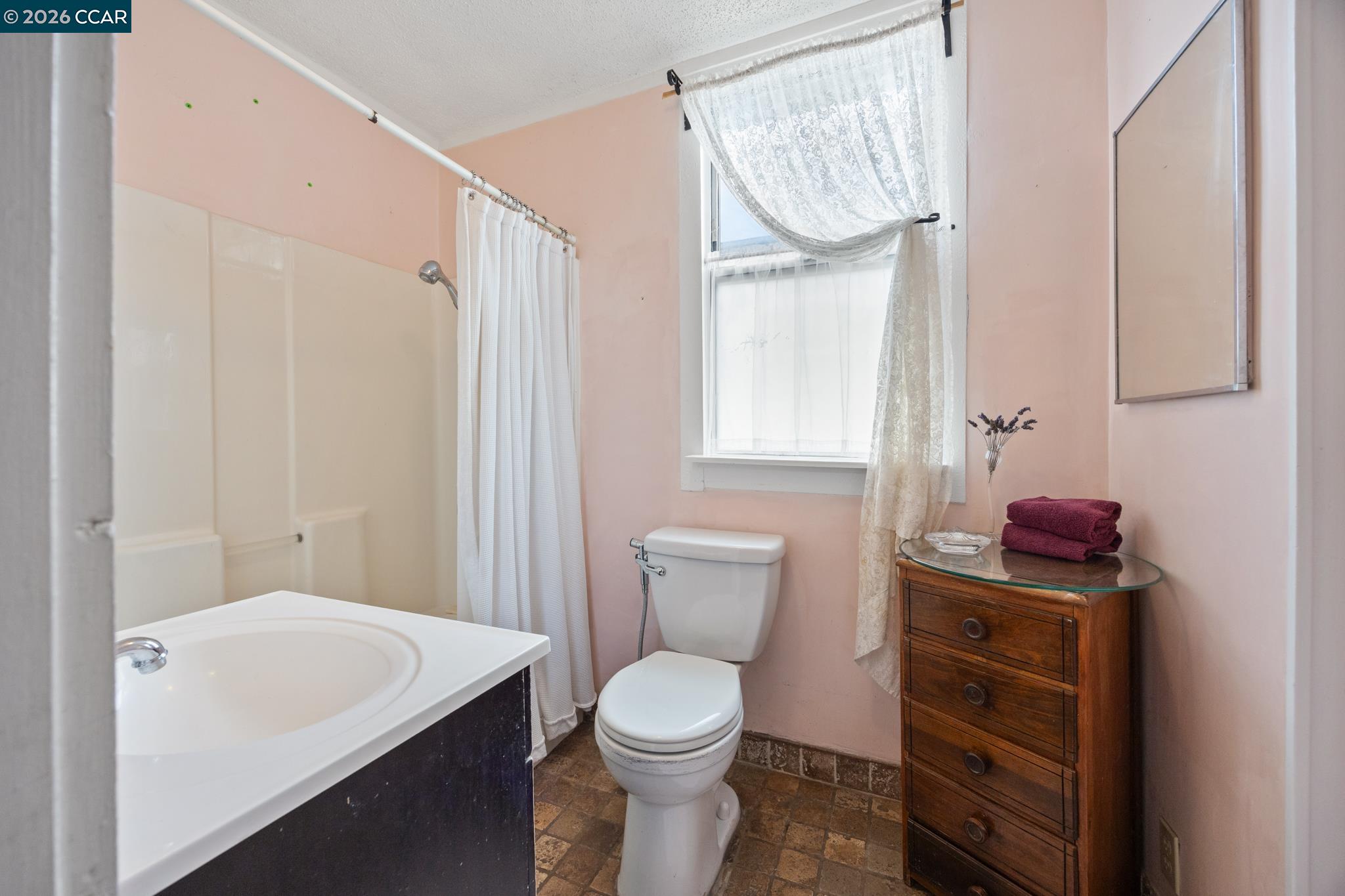 2637 Chestnut St, Oakland CA 94607 — photo 17