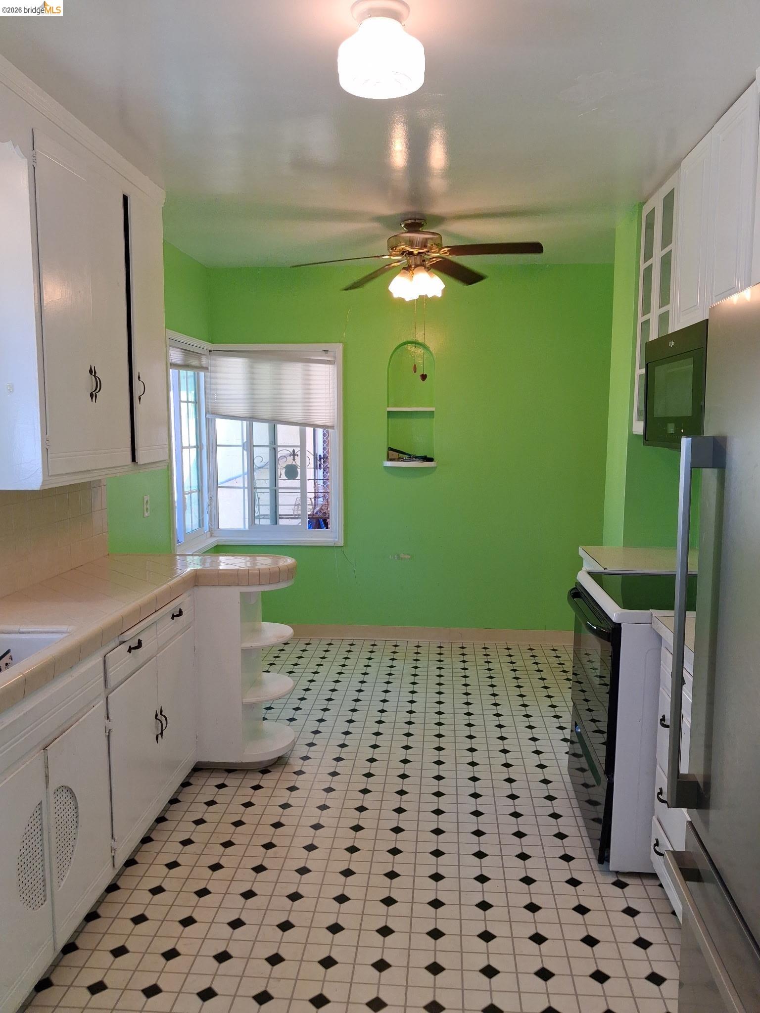 125 Oak Place, Pittsburg CA 94565 — photo 9