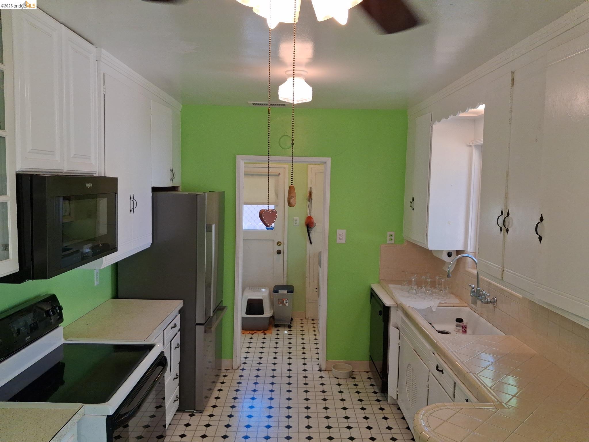 125 Oak Place, Pittsburg CA 94565 — photo 10