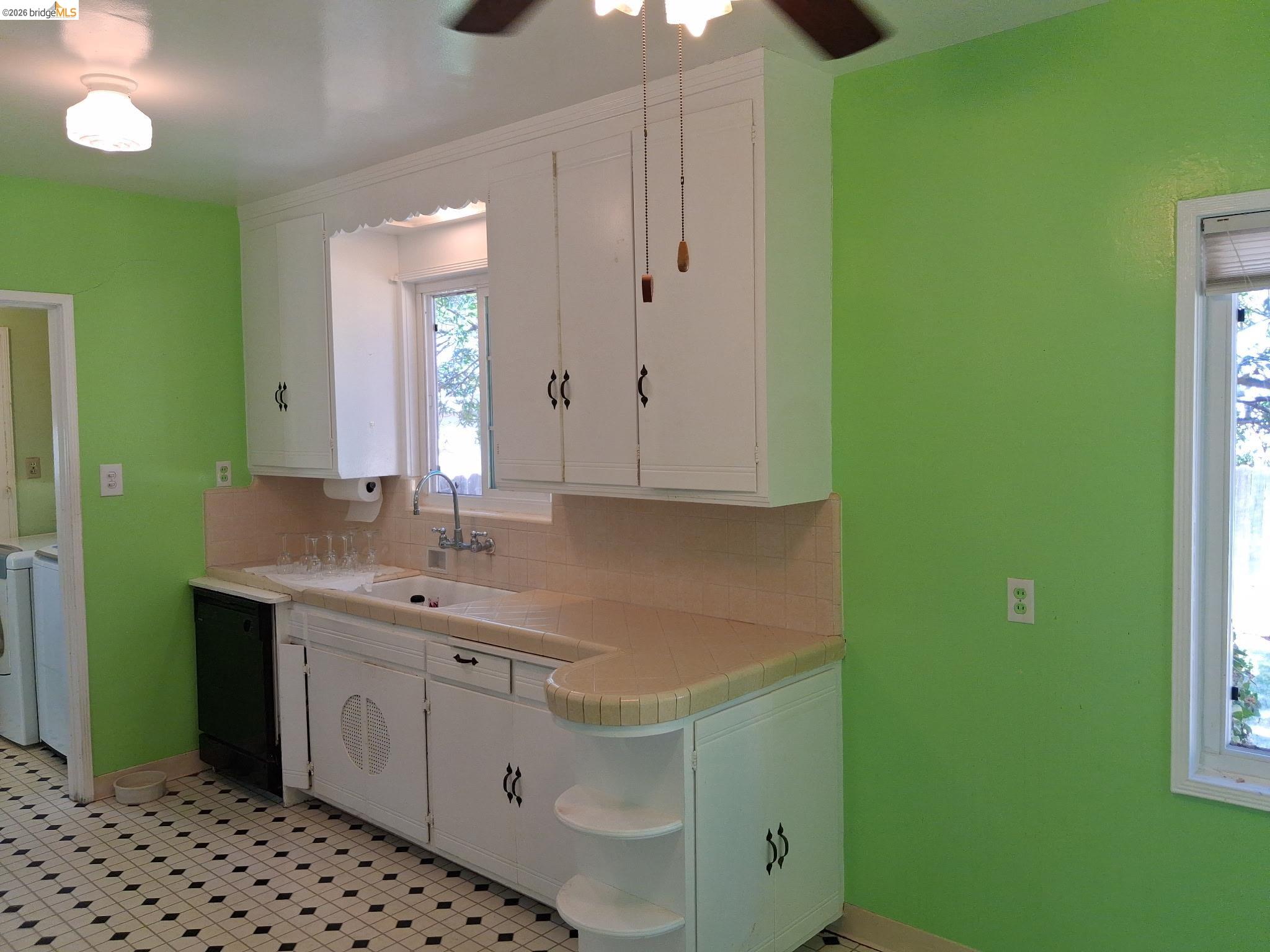 125 Oak Place, Pittsburg CA 94565 — photo 12