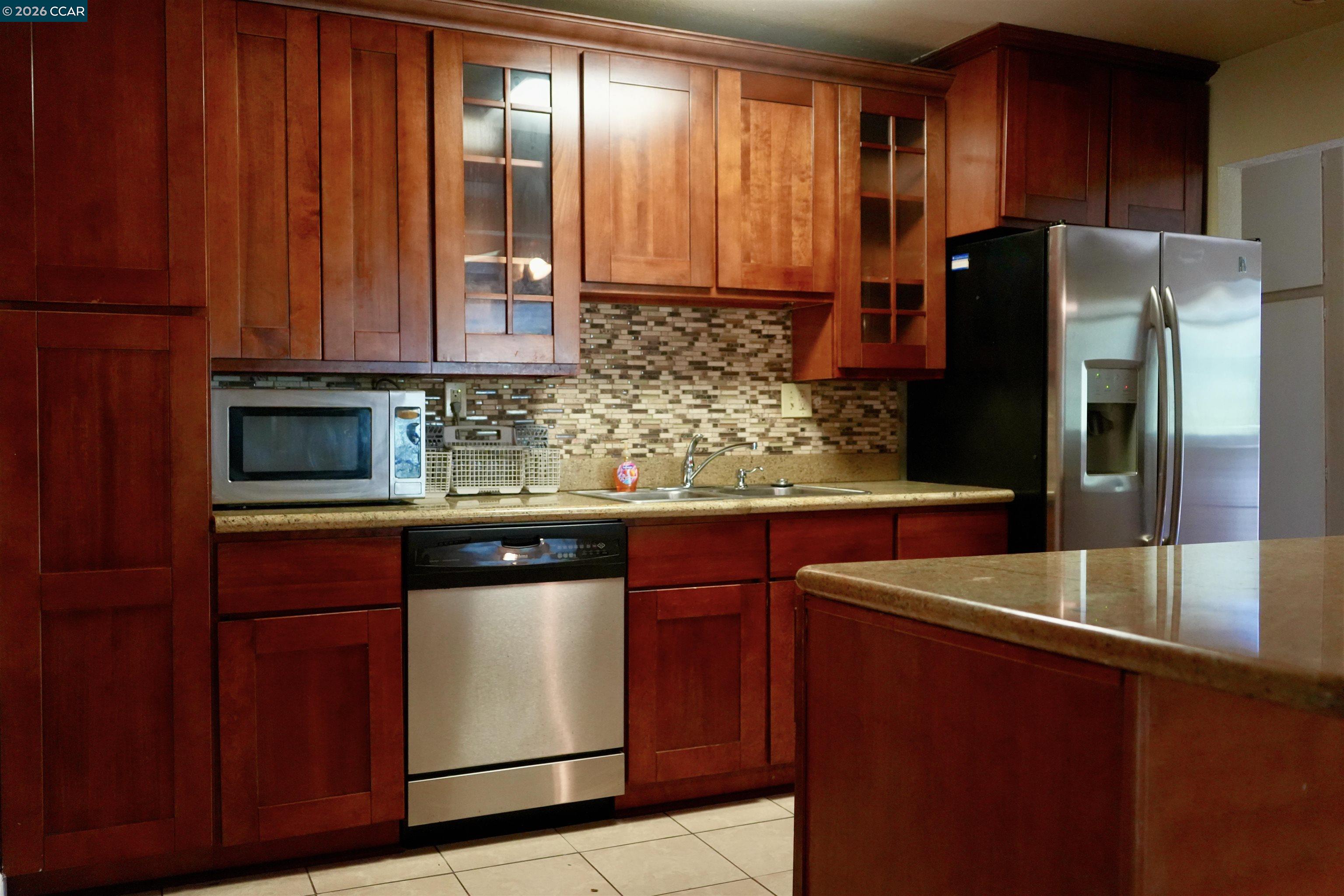 3700 Lundholm Ave, Oakland CA 94605 — photo 9