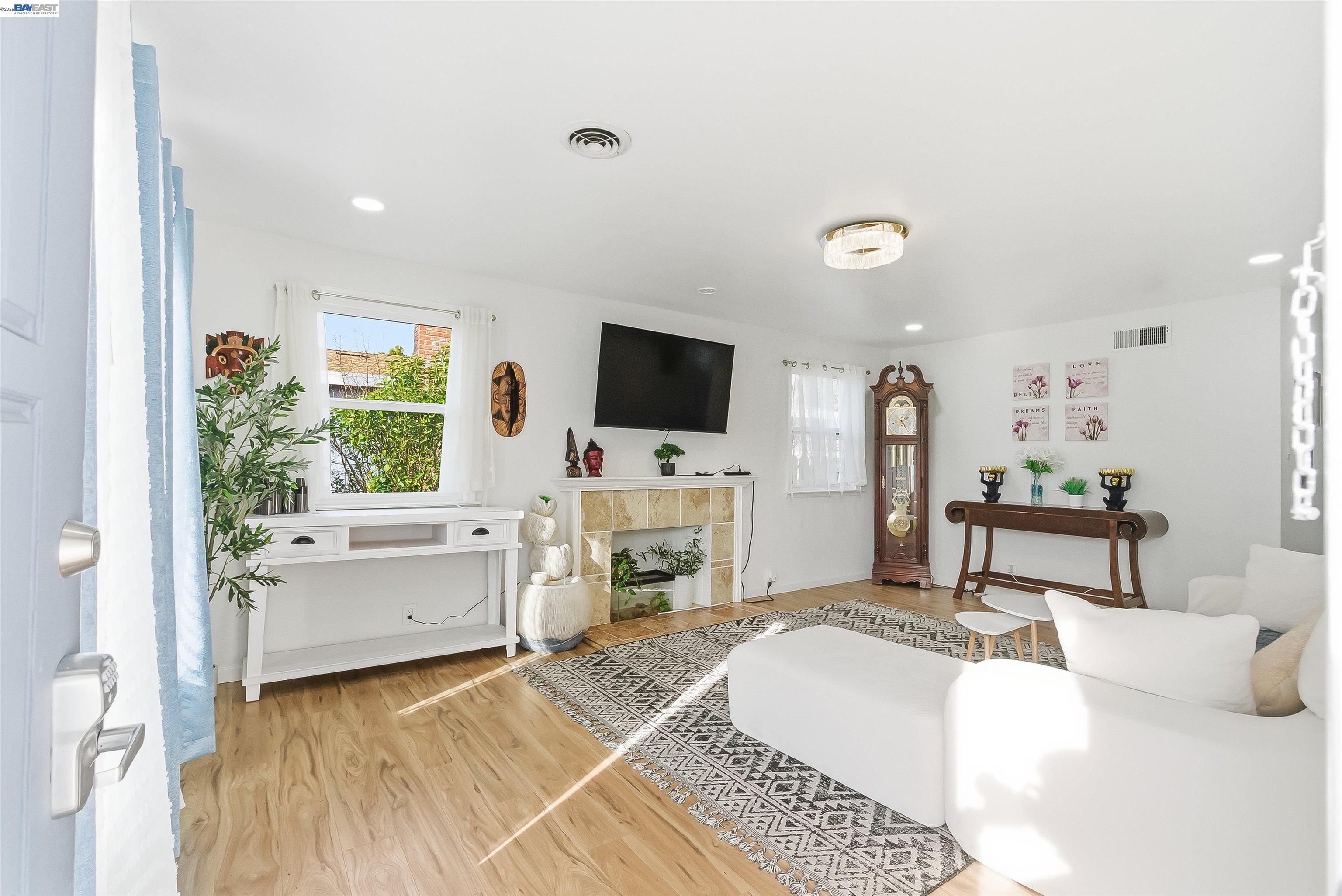 1382 Donna St, Novato CA 94947 — photo 25