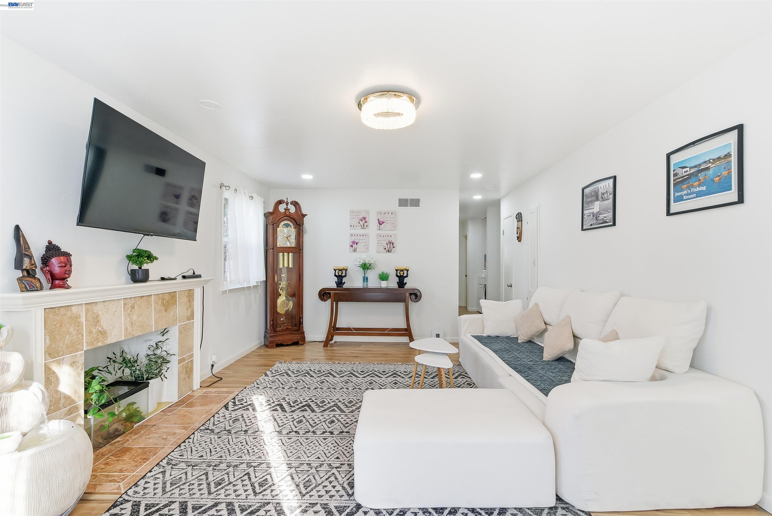 1382 Donna St, Novato CA 94947 — photo 26