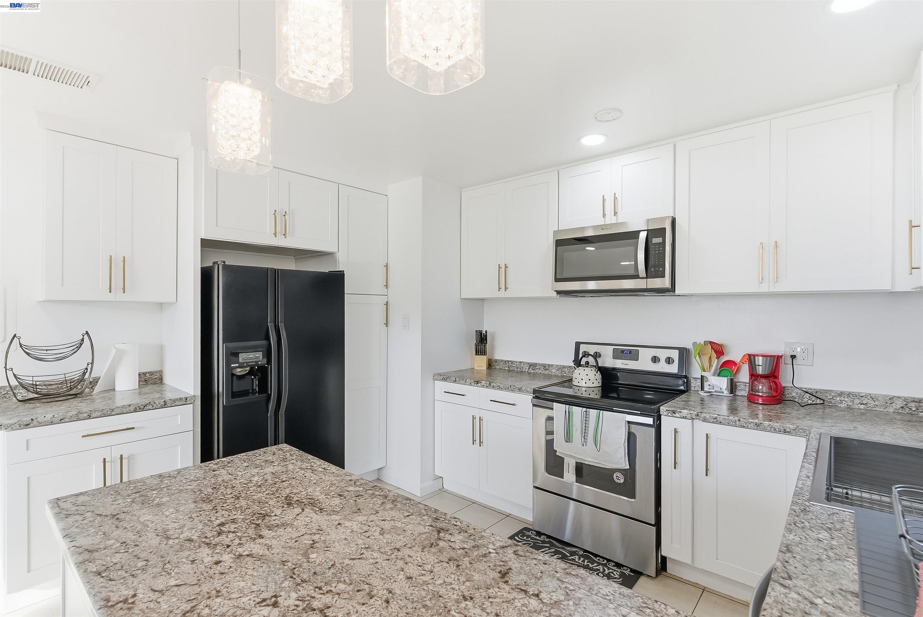 1382 Donna St, Novato CA 94947 — photo 43