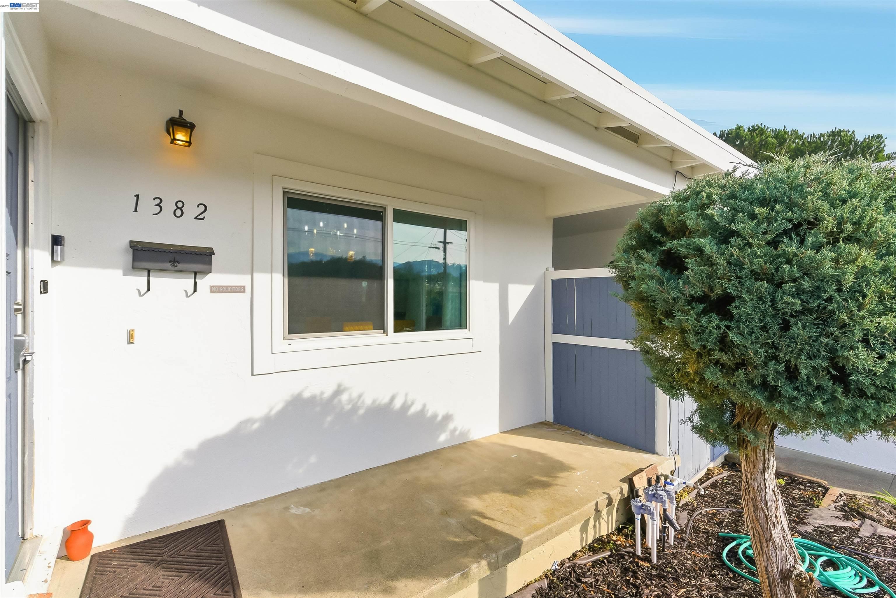 1382 Donna St, Novato CA 94947 — photo 7