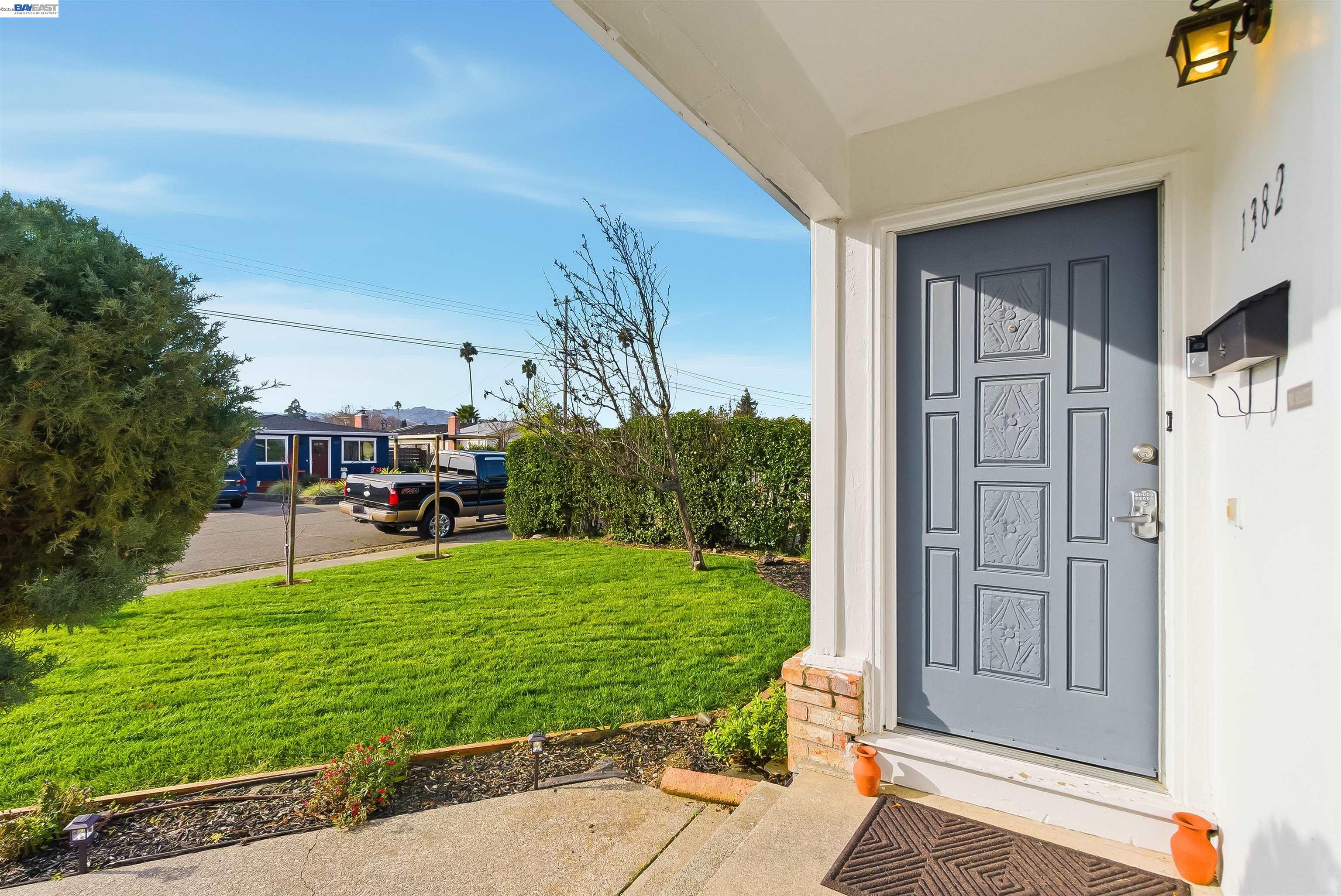 1382 Donna St, Novato CA 94947 — photo 9