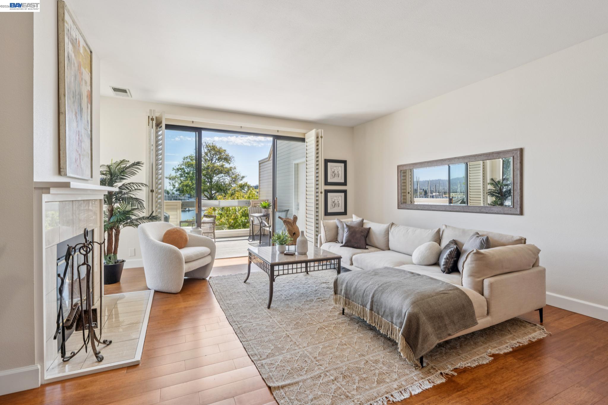 48 Invincible Ct # F19, Alameda CA 94501 — photo 12