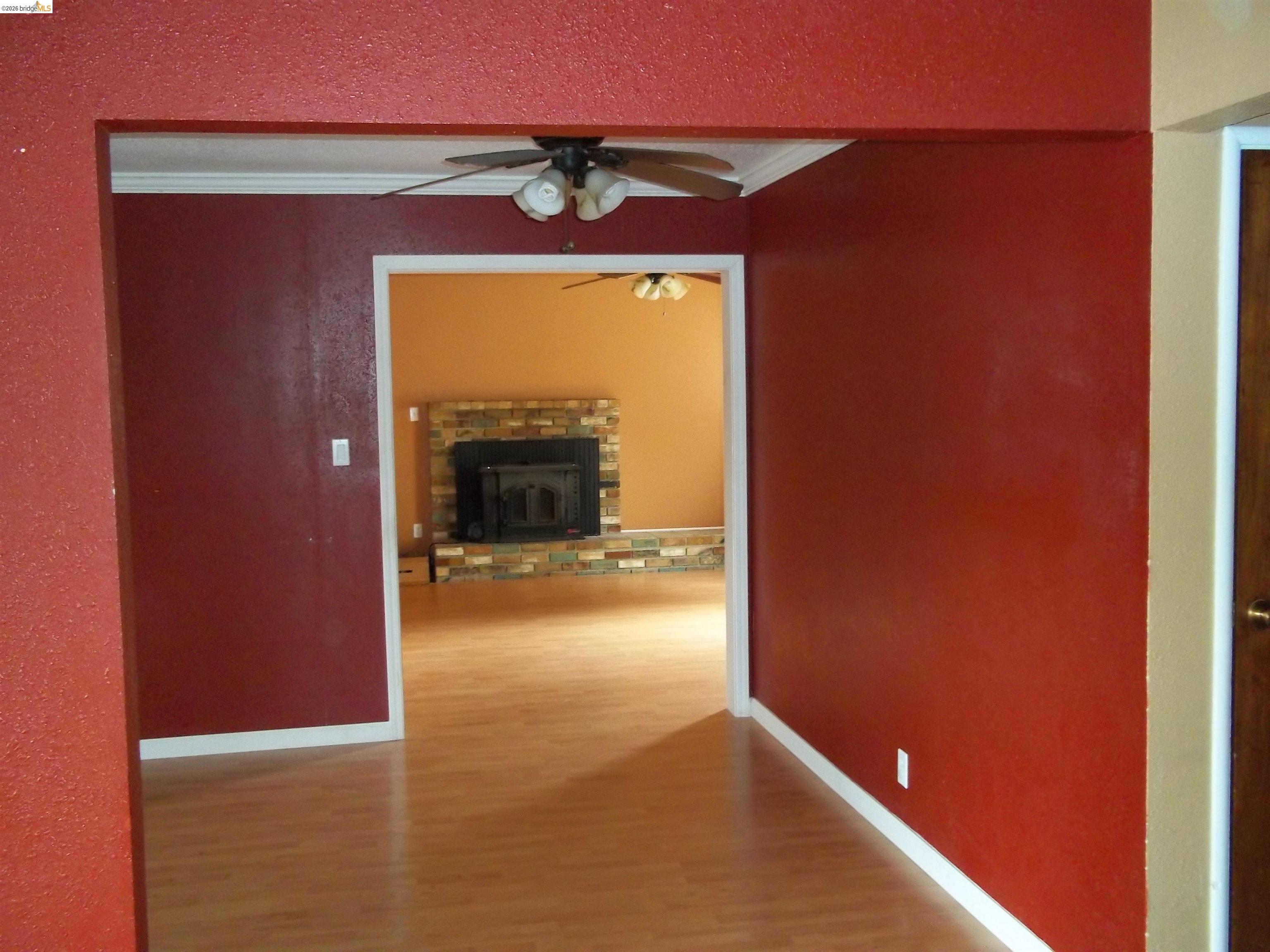 290 Plum St, Vacaville CA 95688 — photo 10