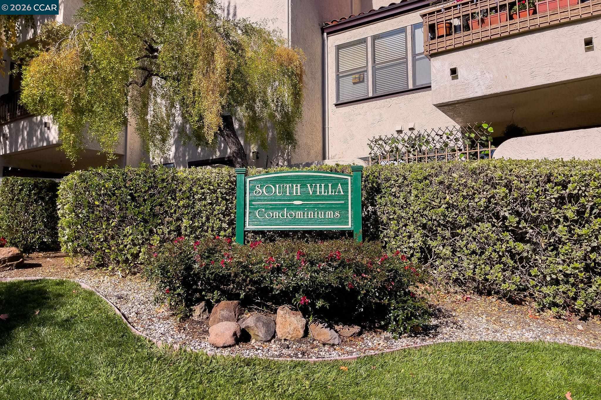 1722 S Villa Way