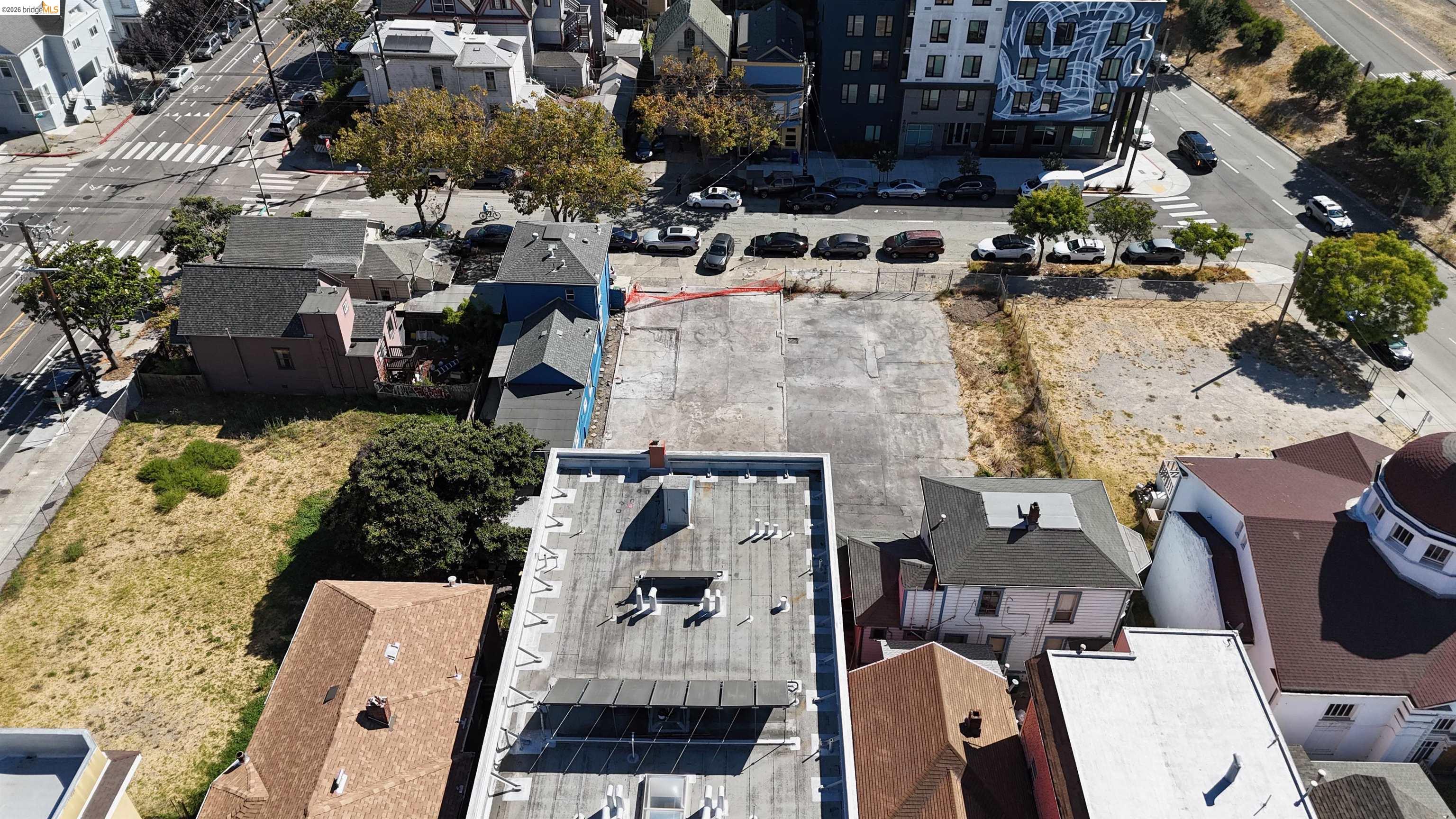 670 9Th St, Oakland CA 94607 — photo 8
