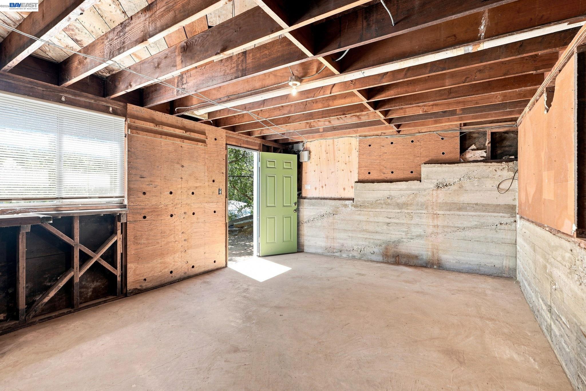 5760 Leona St, Oakland CA 94605 — photo 33