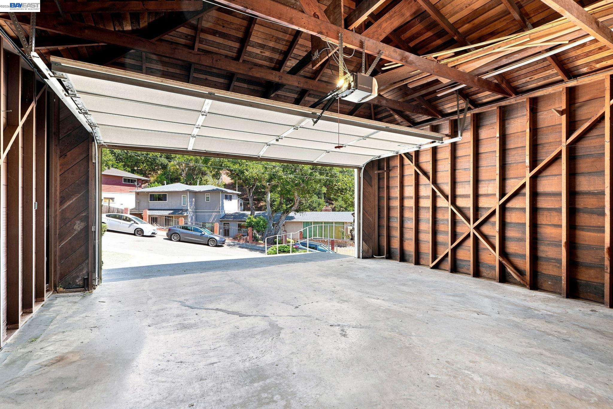 5760 Leona St, Oakland CA 94605 — photo 37