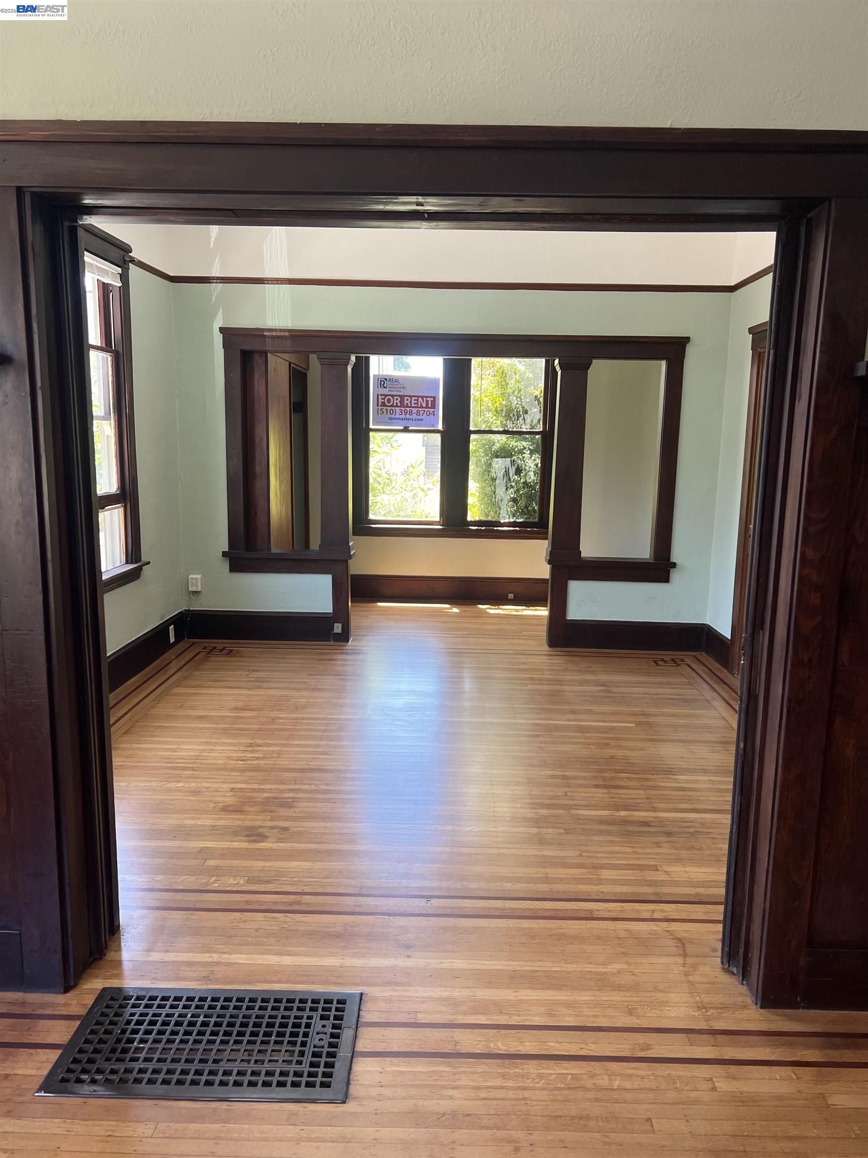 28-30 Yosemite Ave, Oakland CA 94611 — photo 7