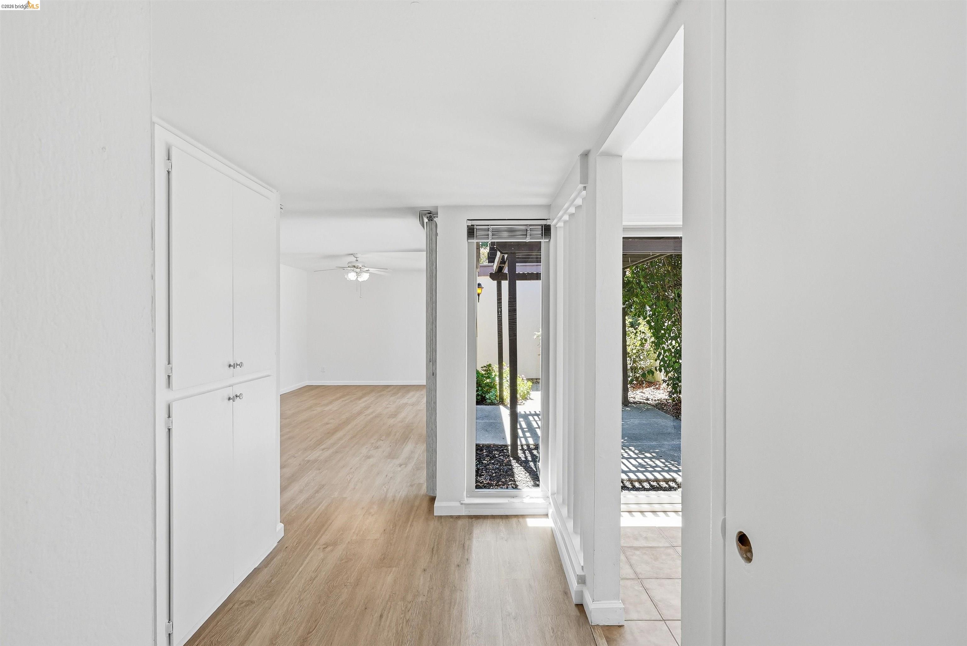315 Creekview Ct, Vacaville CA 95688 — photo 5