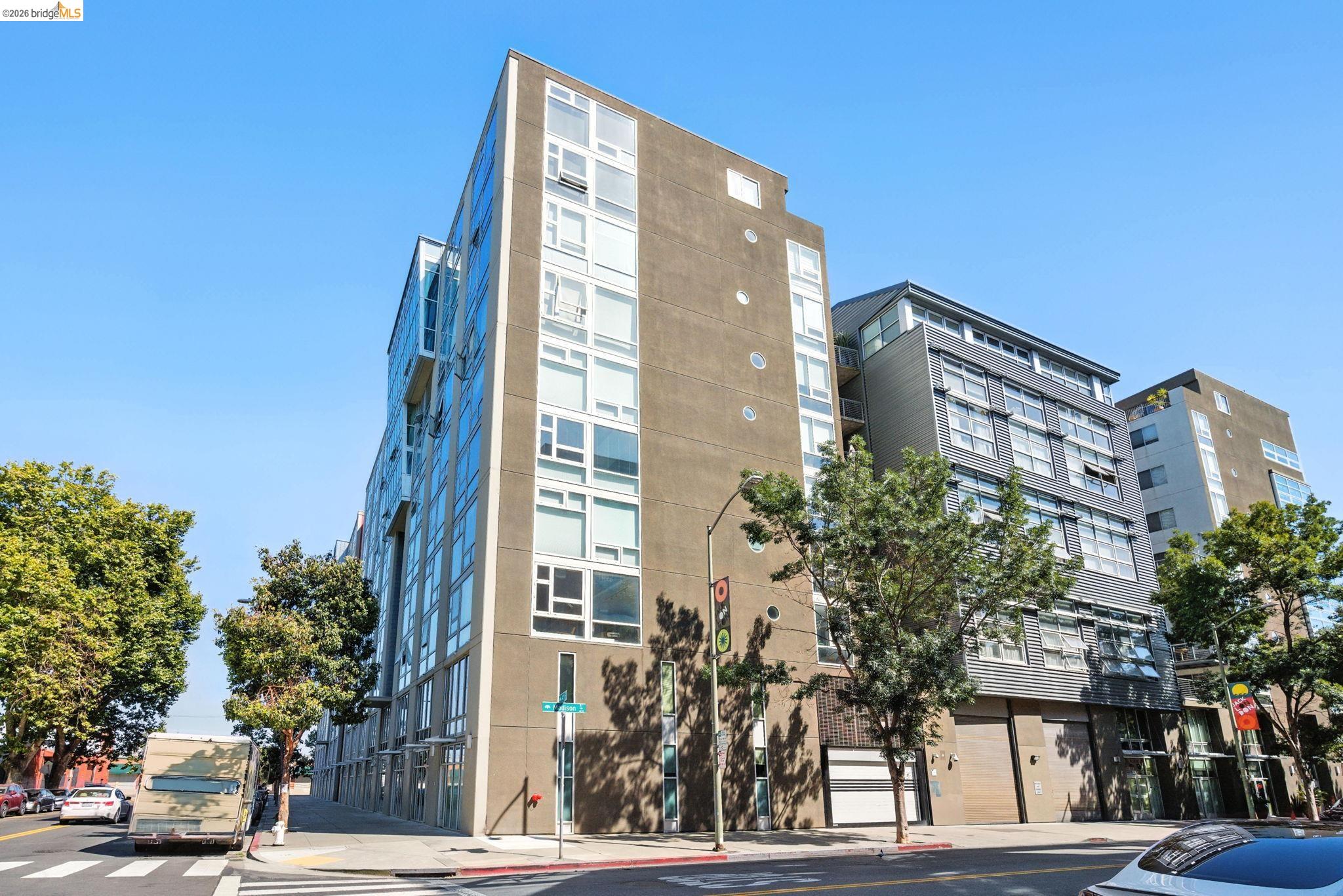 311 Oak St # 102, Oakland CA 94607 — photo 31