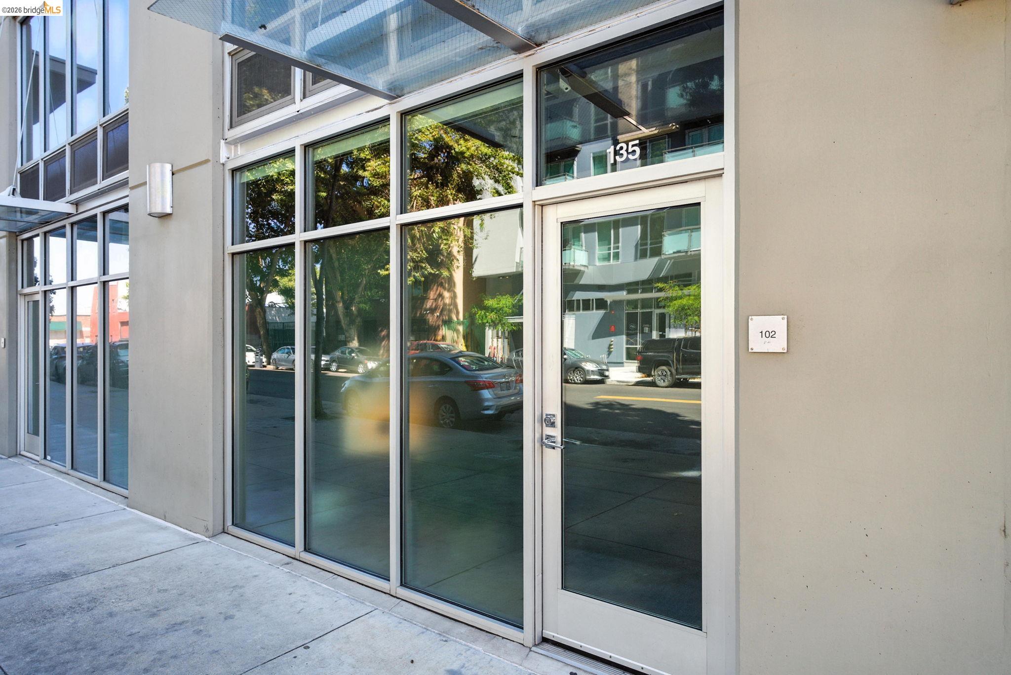 311 Oak St # 102, Oakland CA 94607 — photo 32