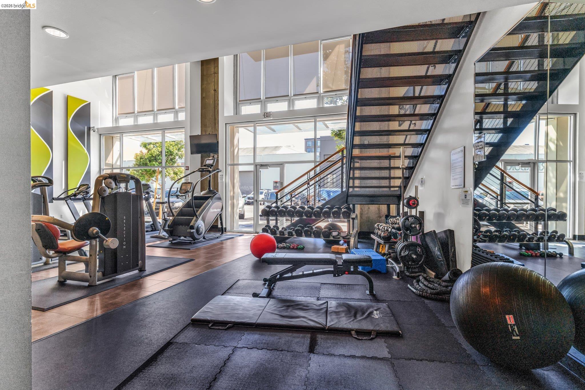 311 Oak St # 102, Oakland CA 94607 — photo 42
