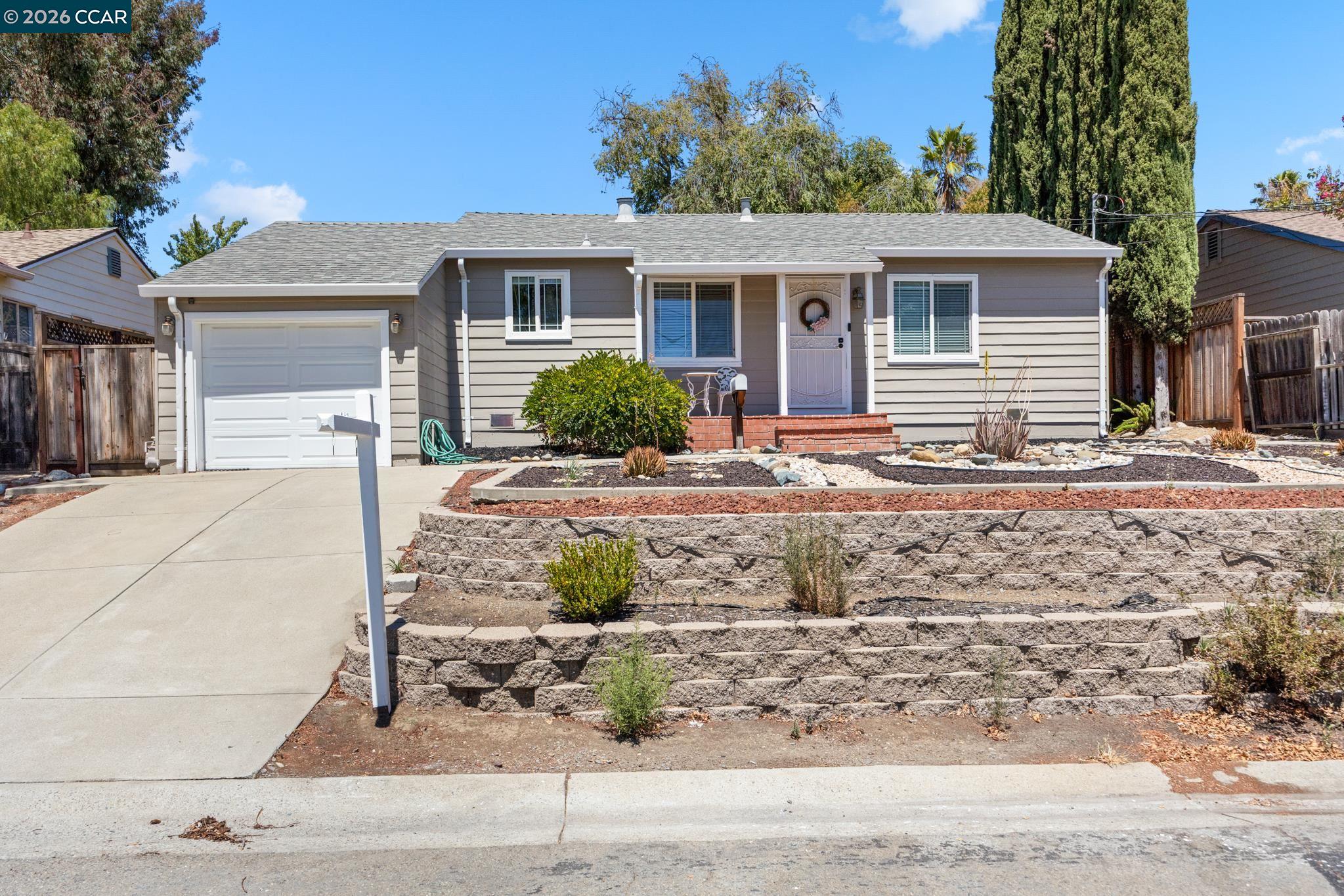 2437 Hemlock Avenue, Concord CA 94520