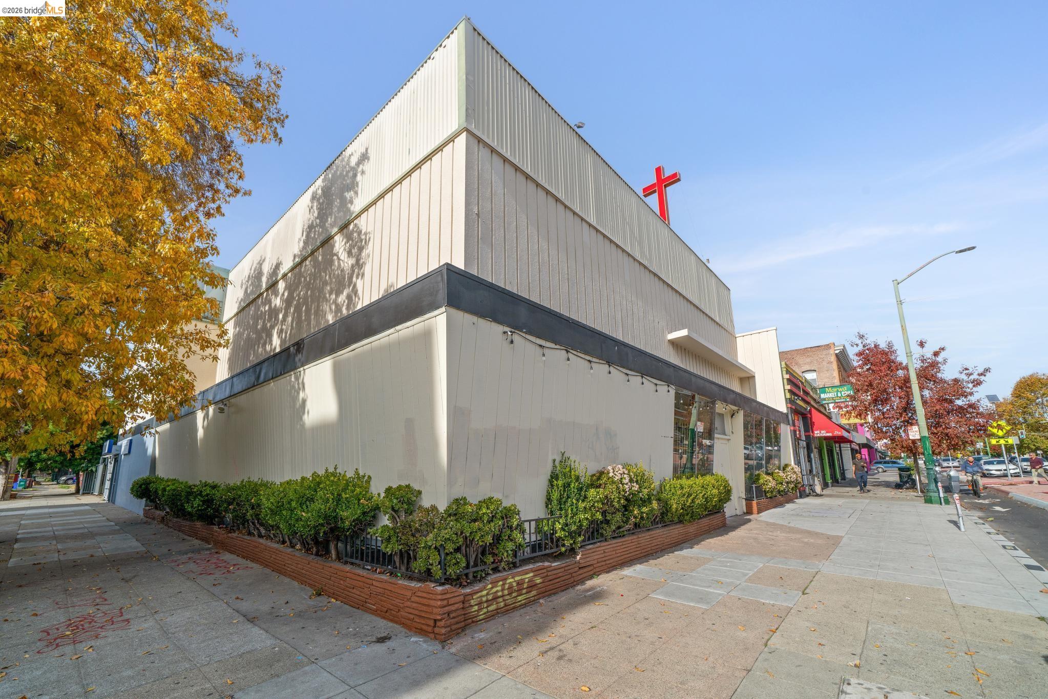 2505 Telegraph Ave, Oakland CA 94612 — photo 14