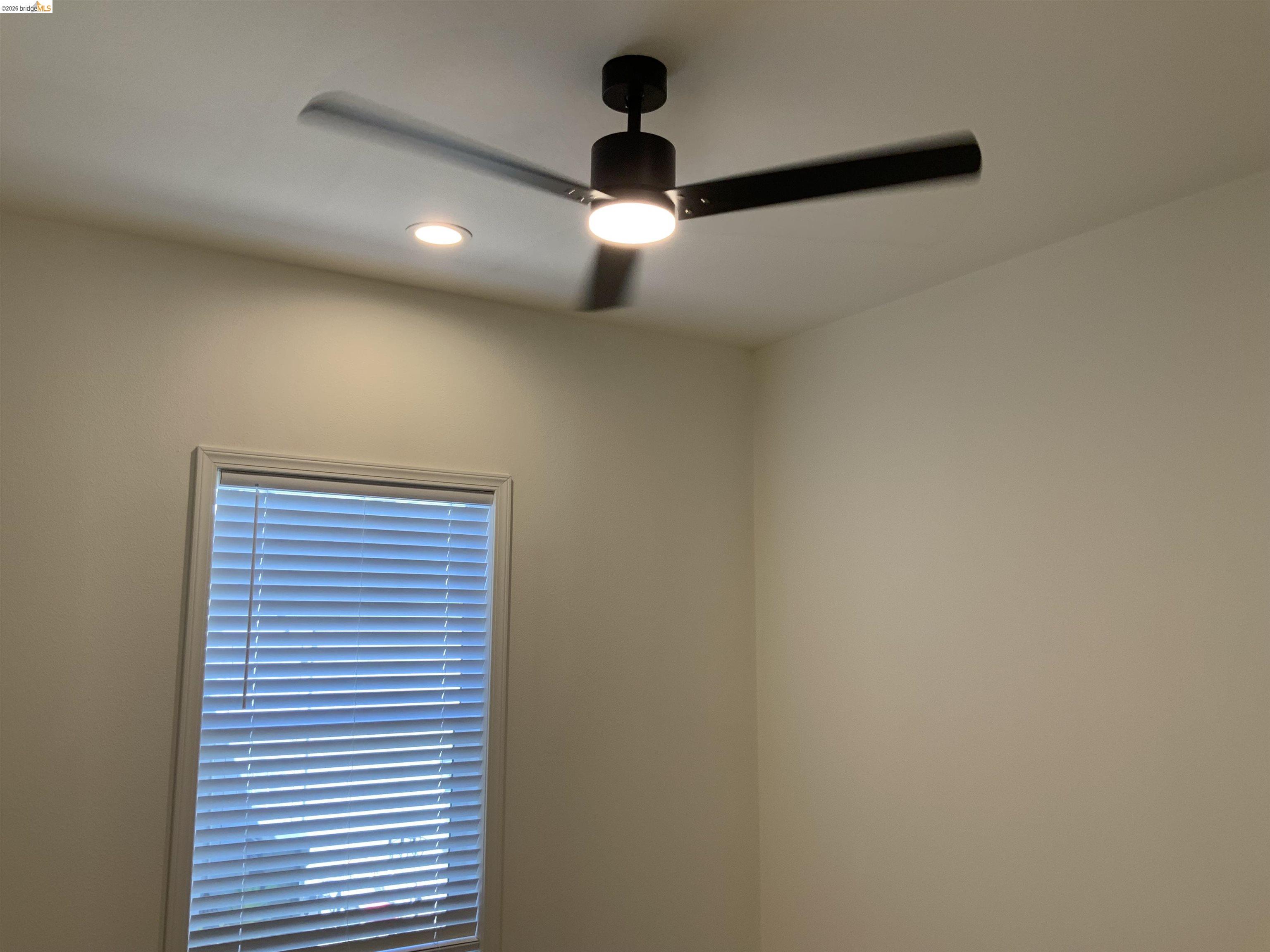 245 Aloha Way, Pittsburg CA 94565 — photo 27