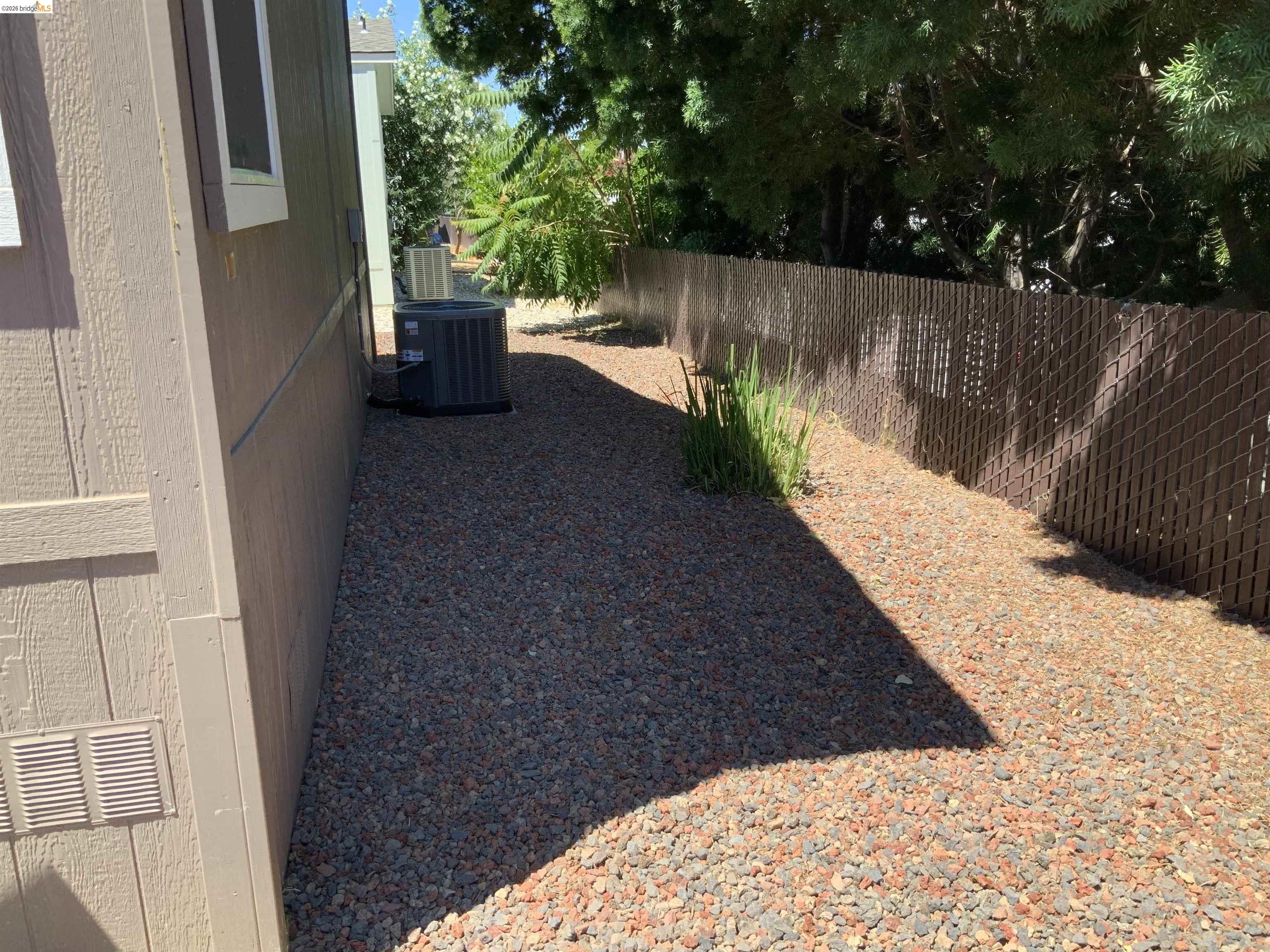 245 Aloha Way, Pittsburg CA 94565 — photo 7