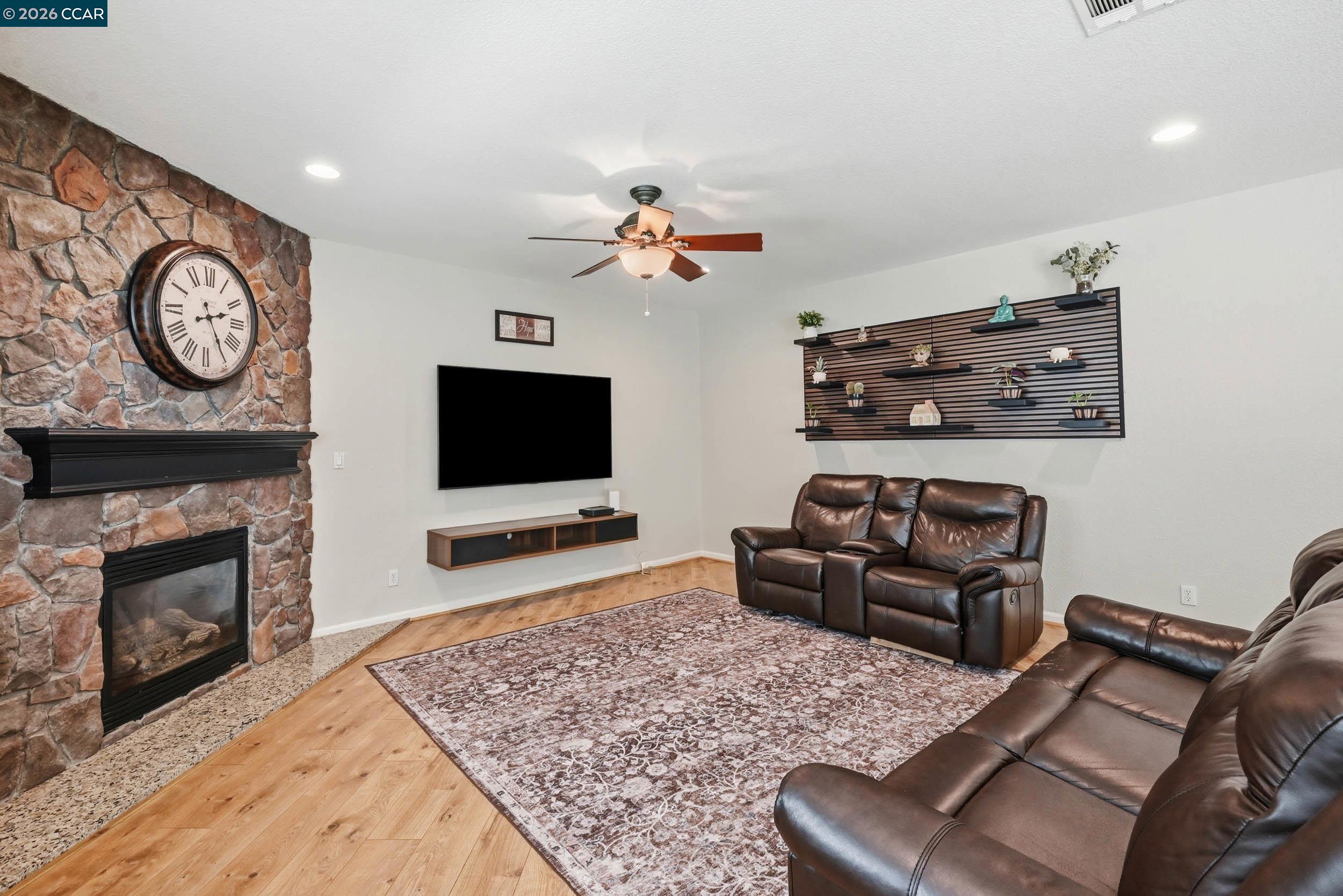 19 Renoir Ct, Oakley, CA 94561 photo 13