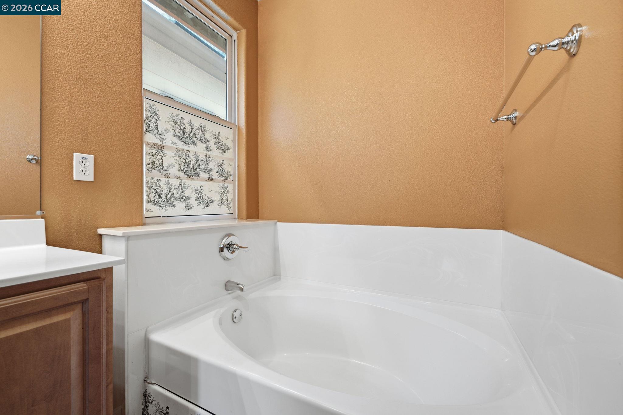 2147 Tsushima St, Hercules CA 94547 — photo 37