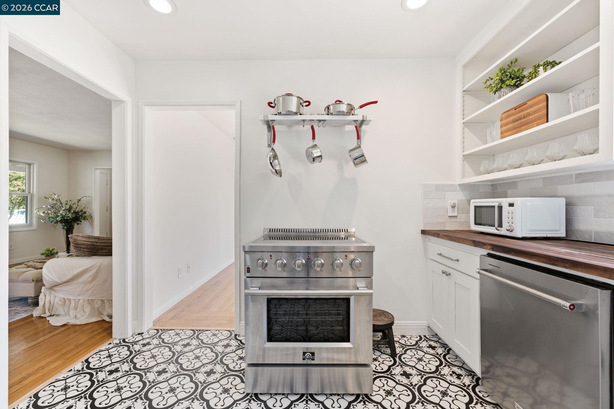 8 Lander Dr, Martinez CA 94553 — photo 25