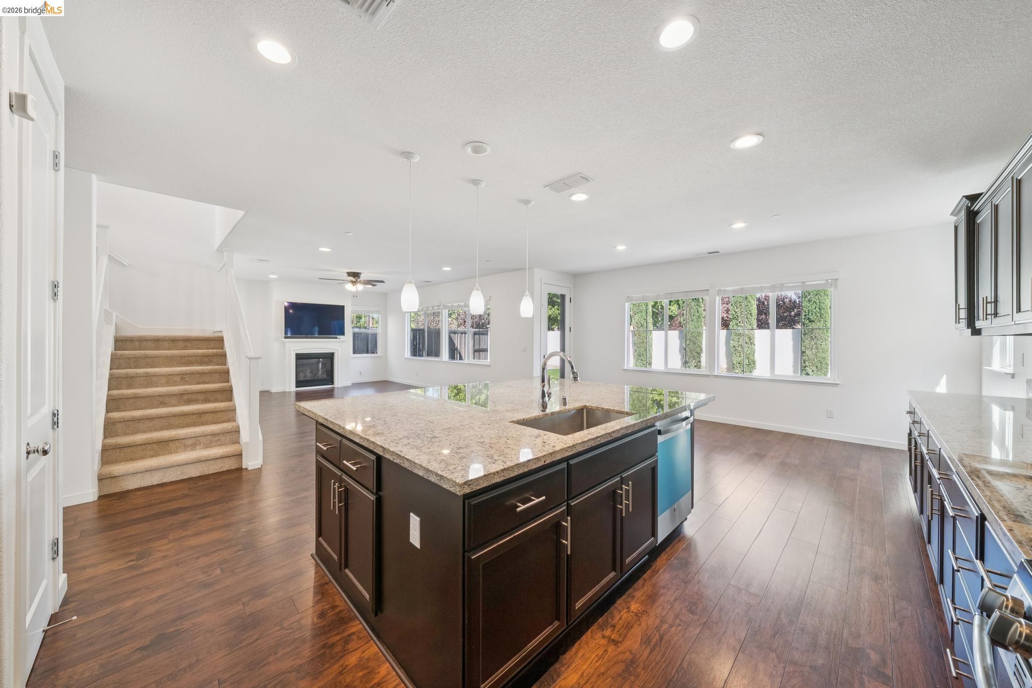 320 Heritage Ln, Dixon, CA 95620 photo 21