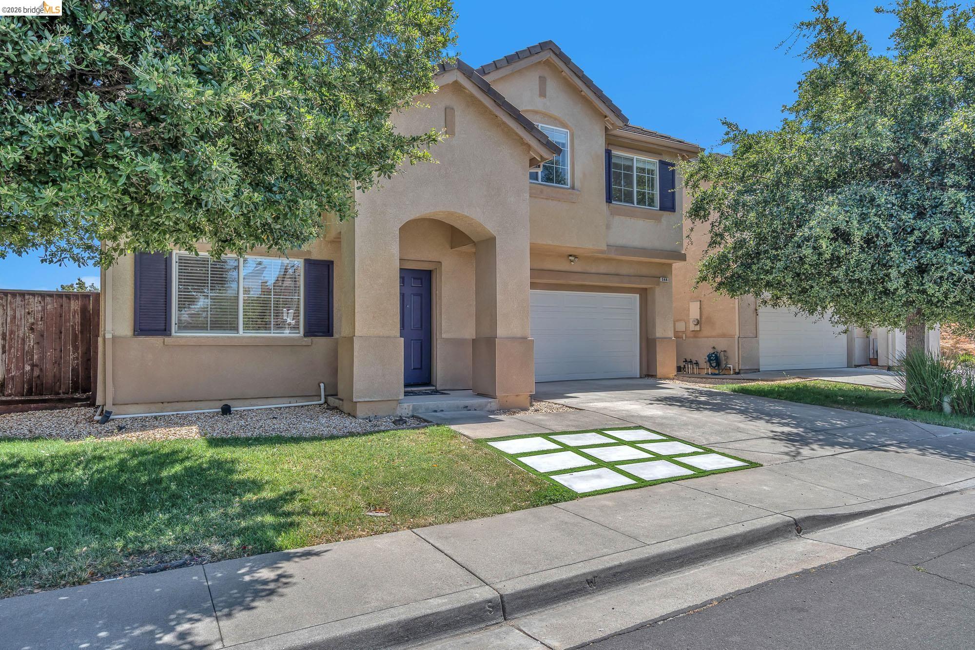 544 Pine Creek Cir, Fairfield CA 94534 — photo 2