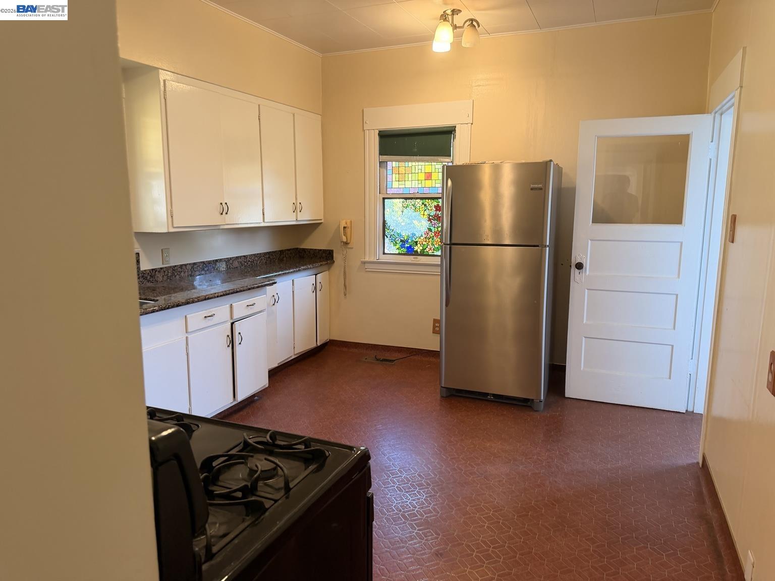 2105 Encinal Ave, Alameda CA 94501 — photo 6