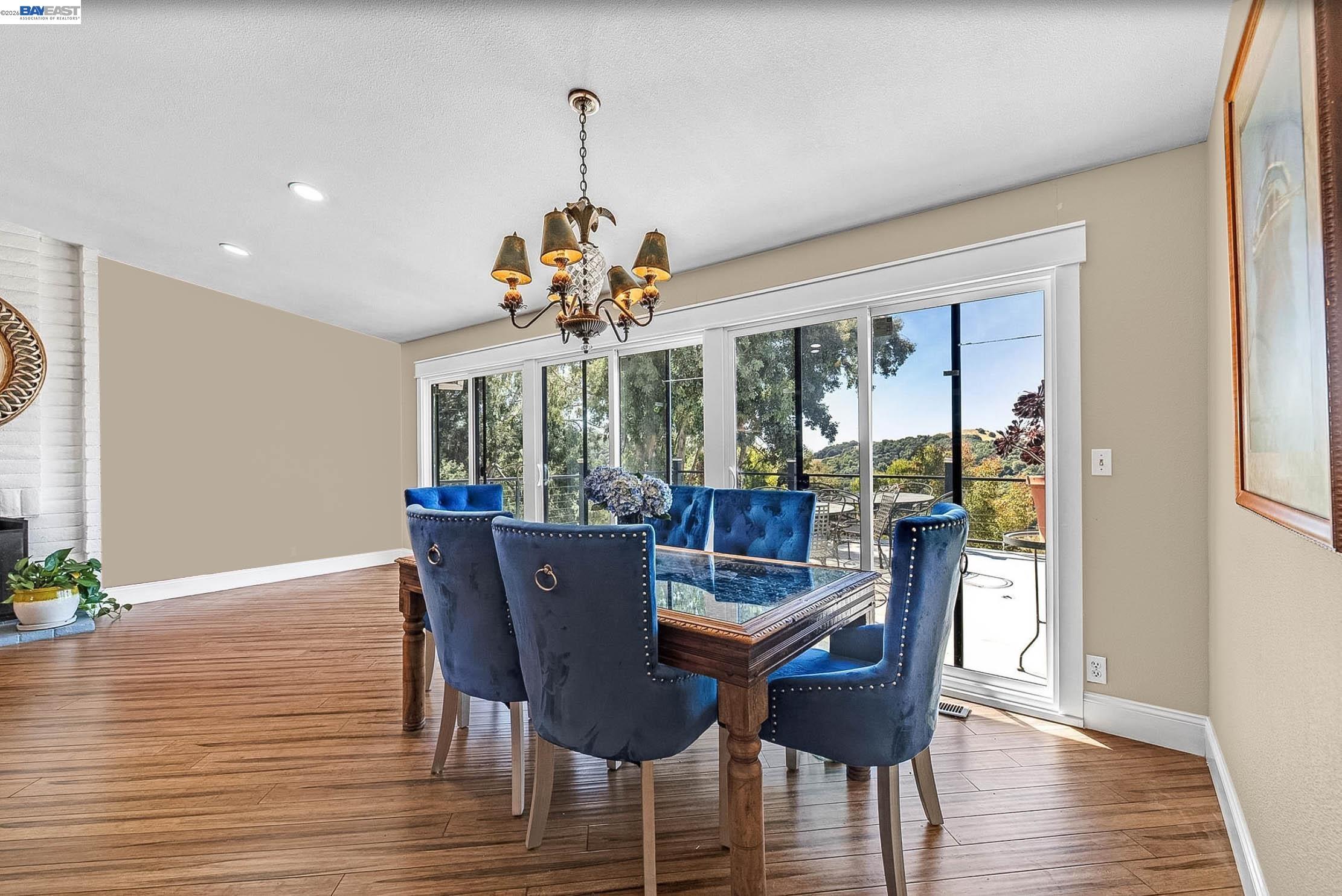 28016 Whitestone Ct, Hayward, CA 94542 photo 8