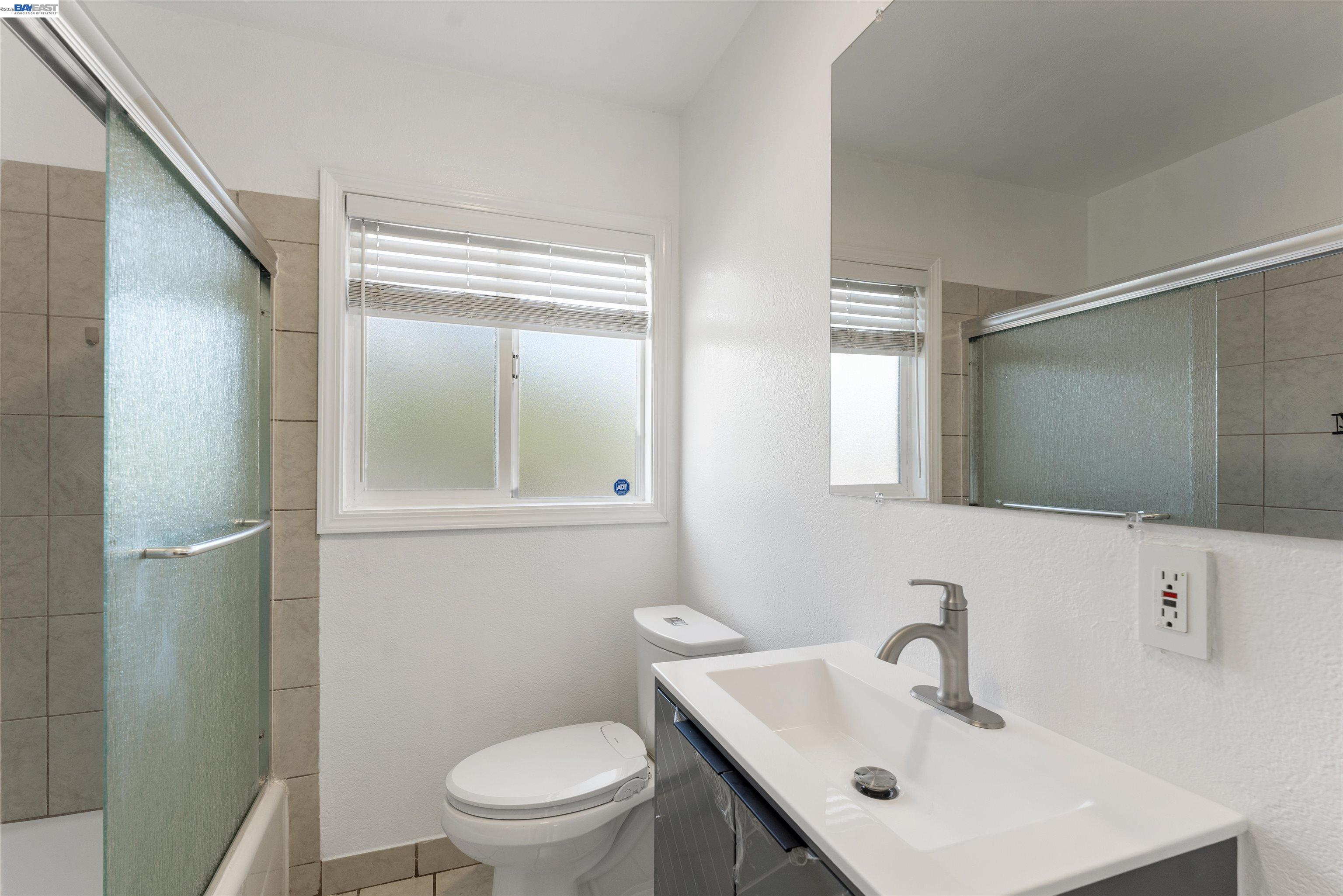354 Berry Ave, Hayward CA 94544 — photo 35
