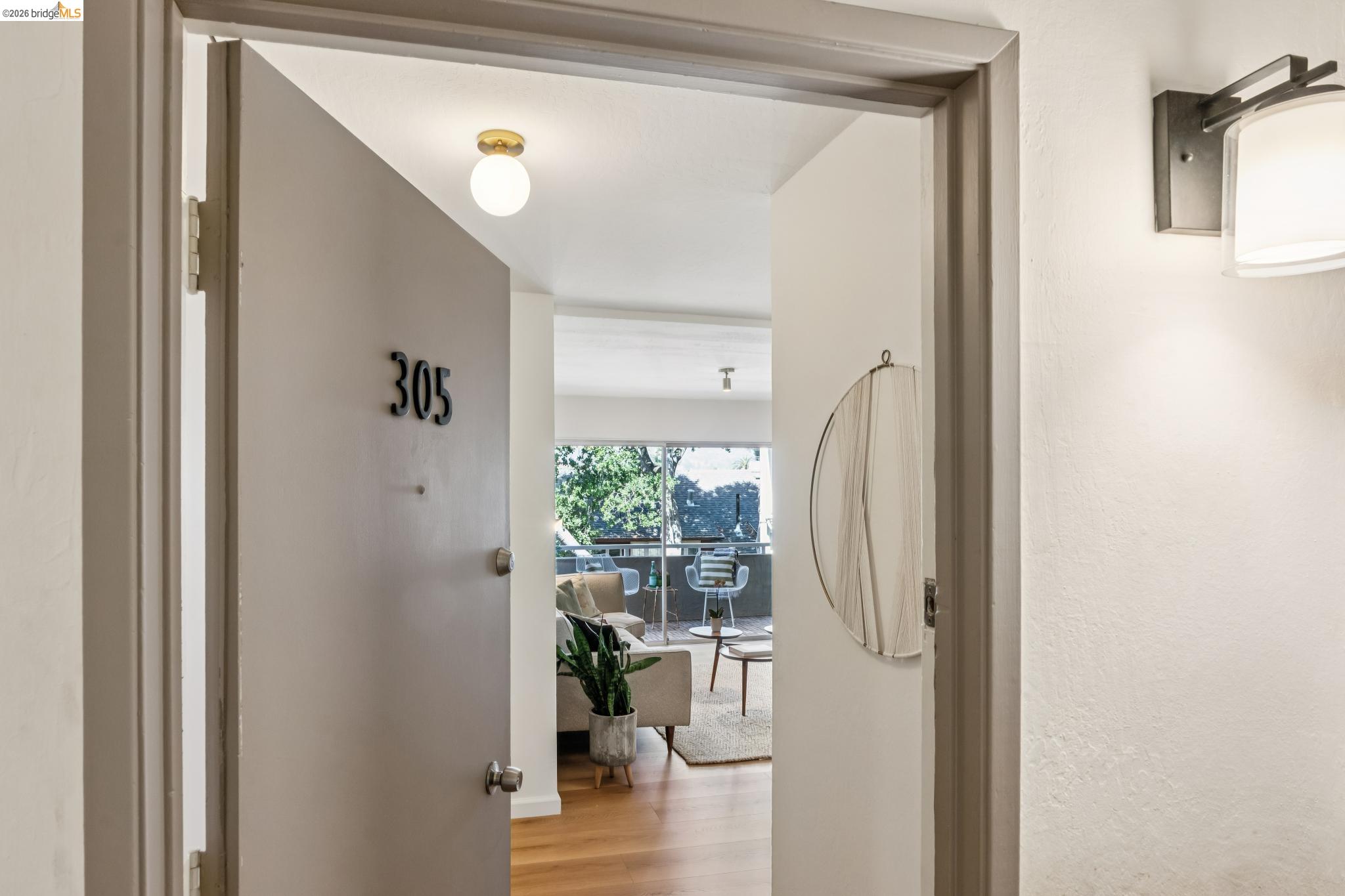 377 Palm AVE # 305, Oakland CA 94610 — photo 28