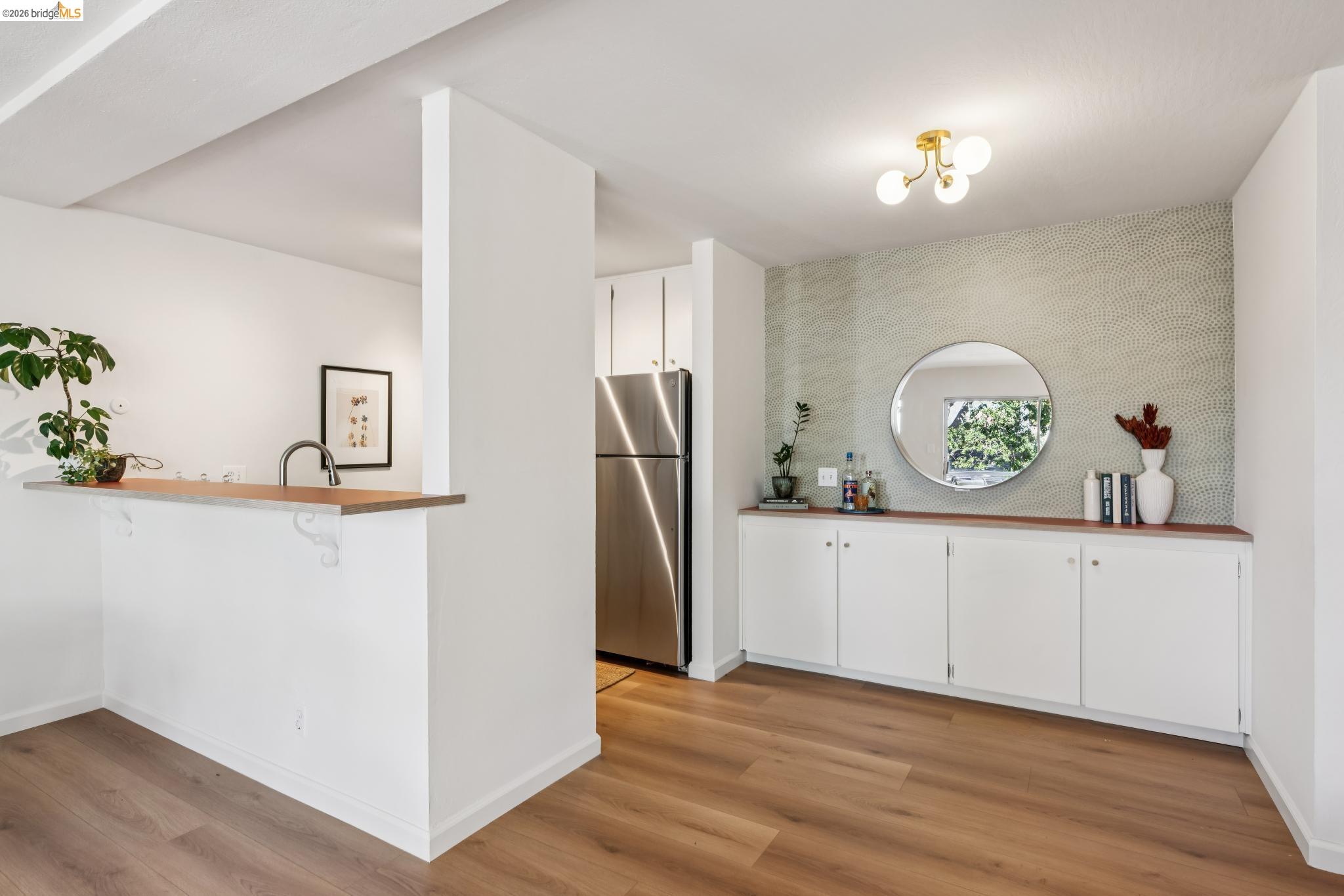 377 Palm AVE # 305, Oakland CA 94610 — photo 7