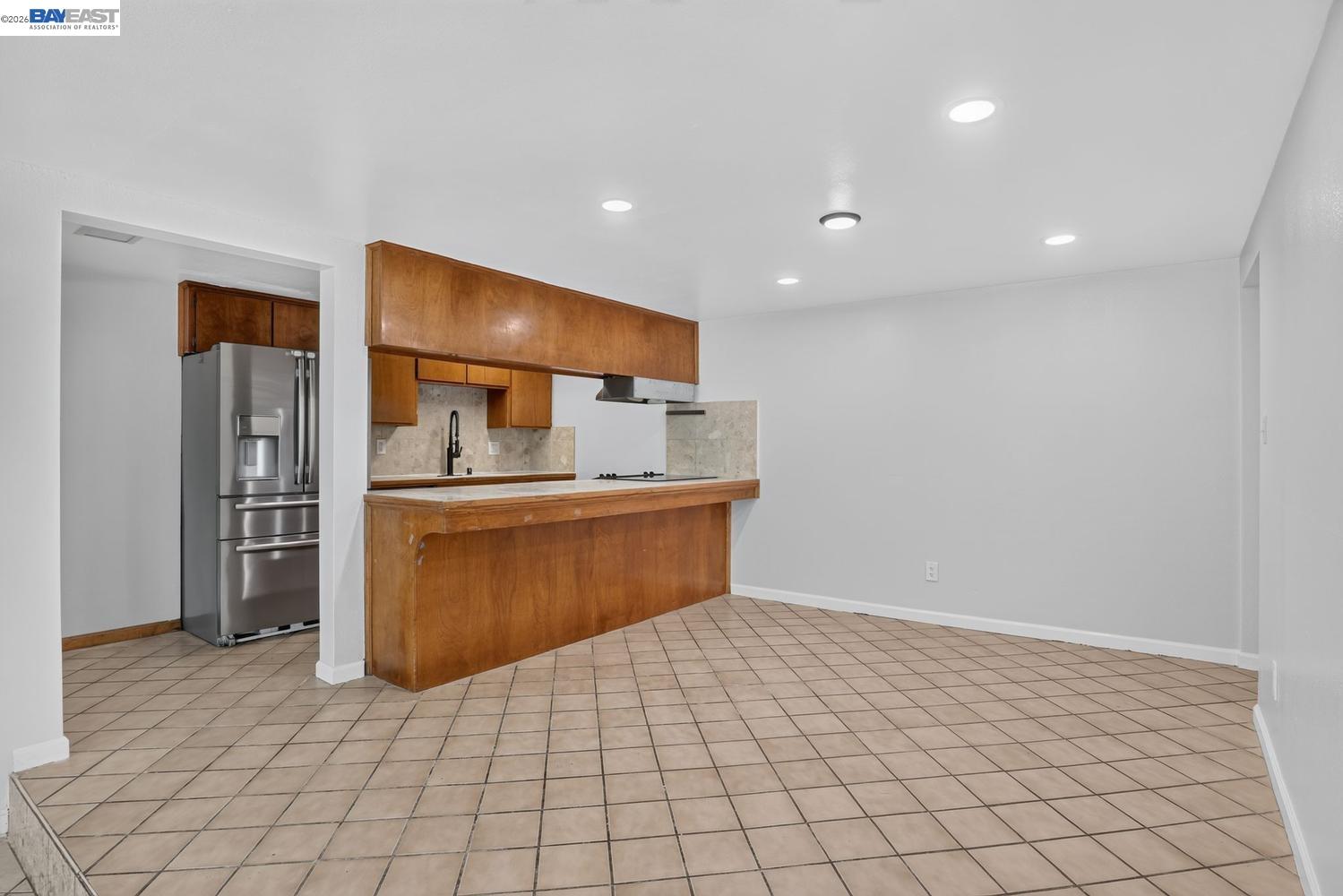 2024 Thompson Ln, El Sobrante CA 94803 — photo 9