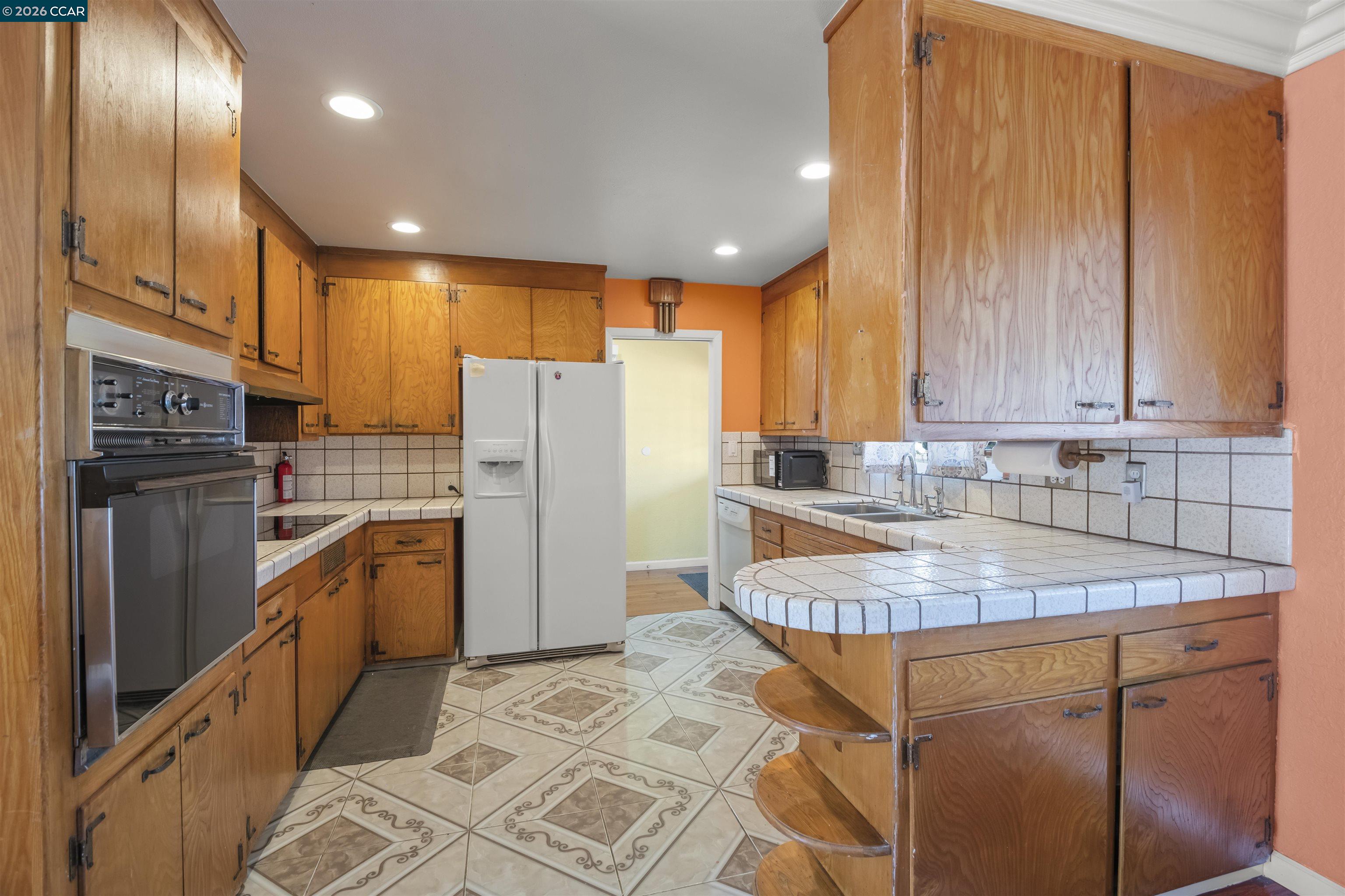 96 Corte Eulalia, San Lorenzo CA 94580 — photo 10