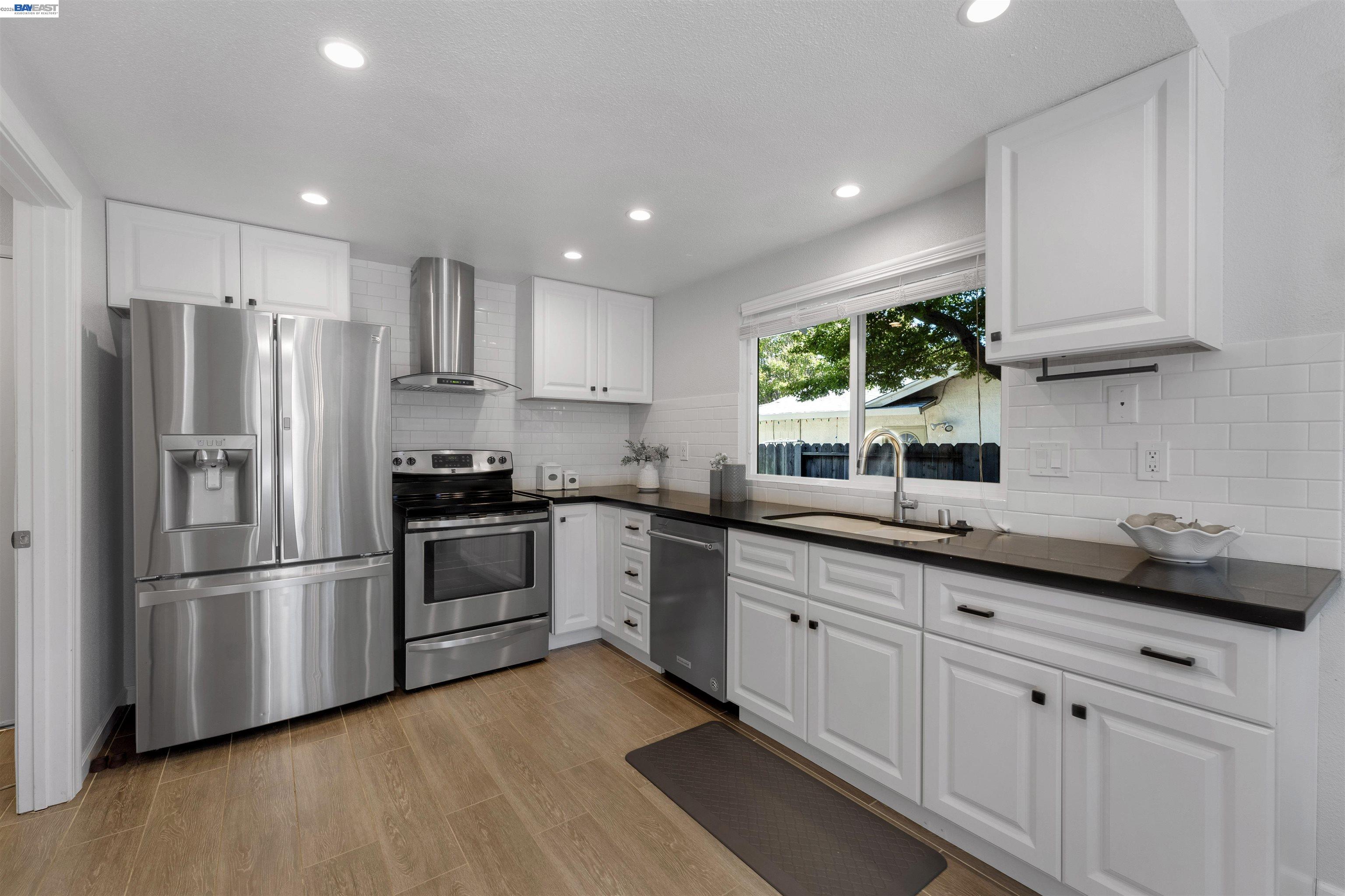 548 Silverado Cir, Fairfield CA 94534 — photo 17