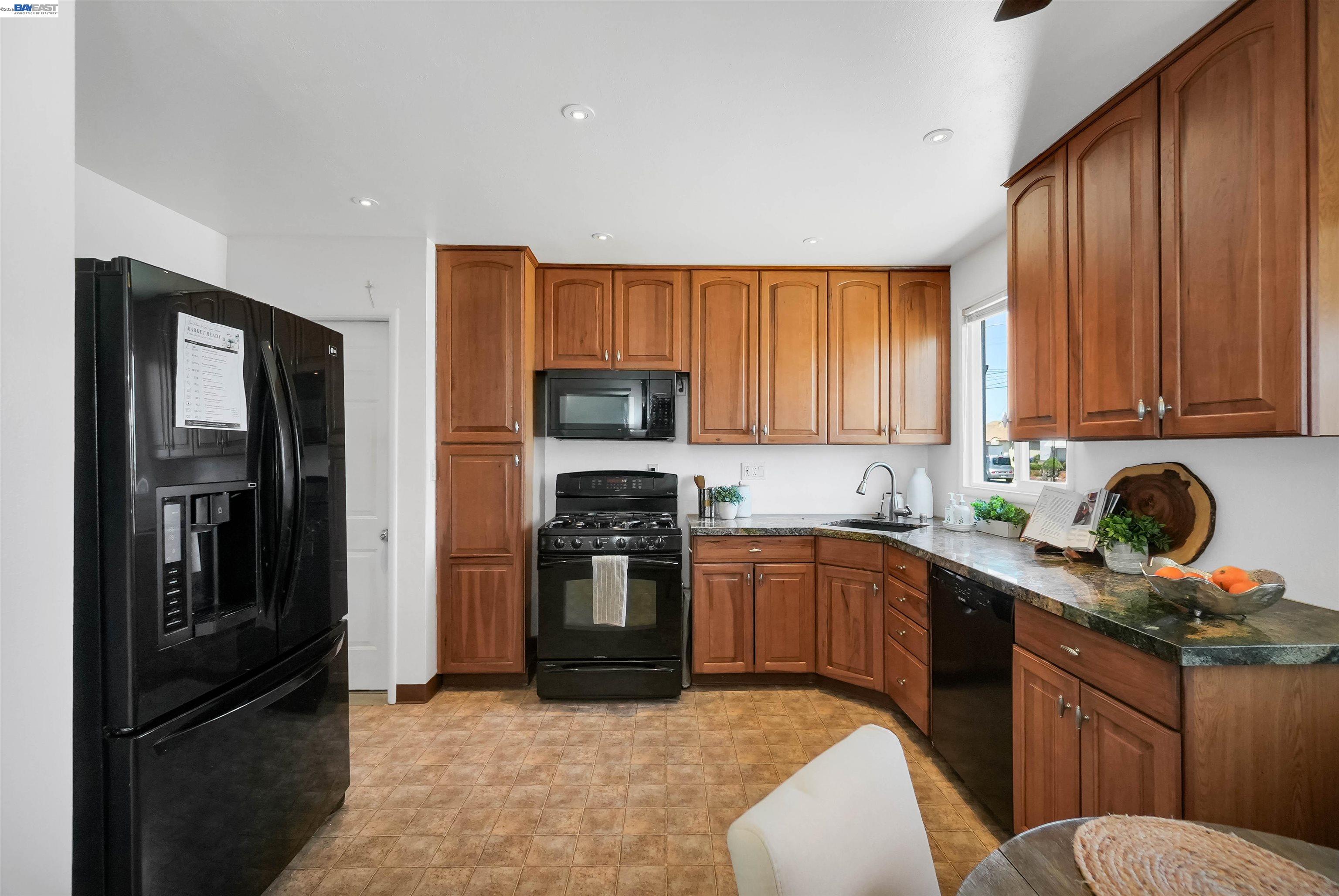 15223 Andover St, San Leandro CA 94579 — photo 16