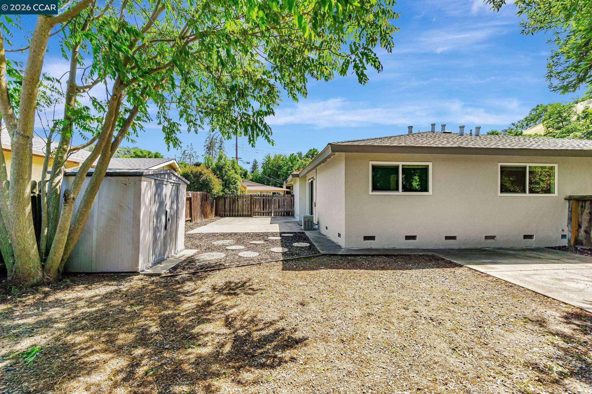 141-143 Gilbert Ct, Martinez CA 94553 — photo 27