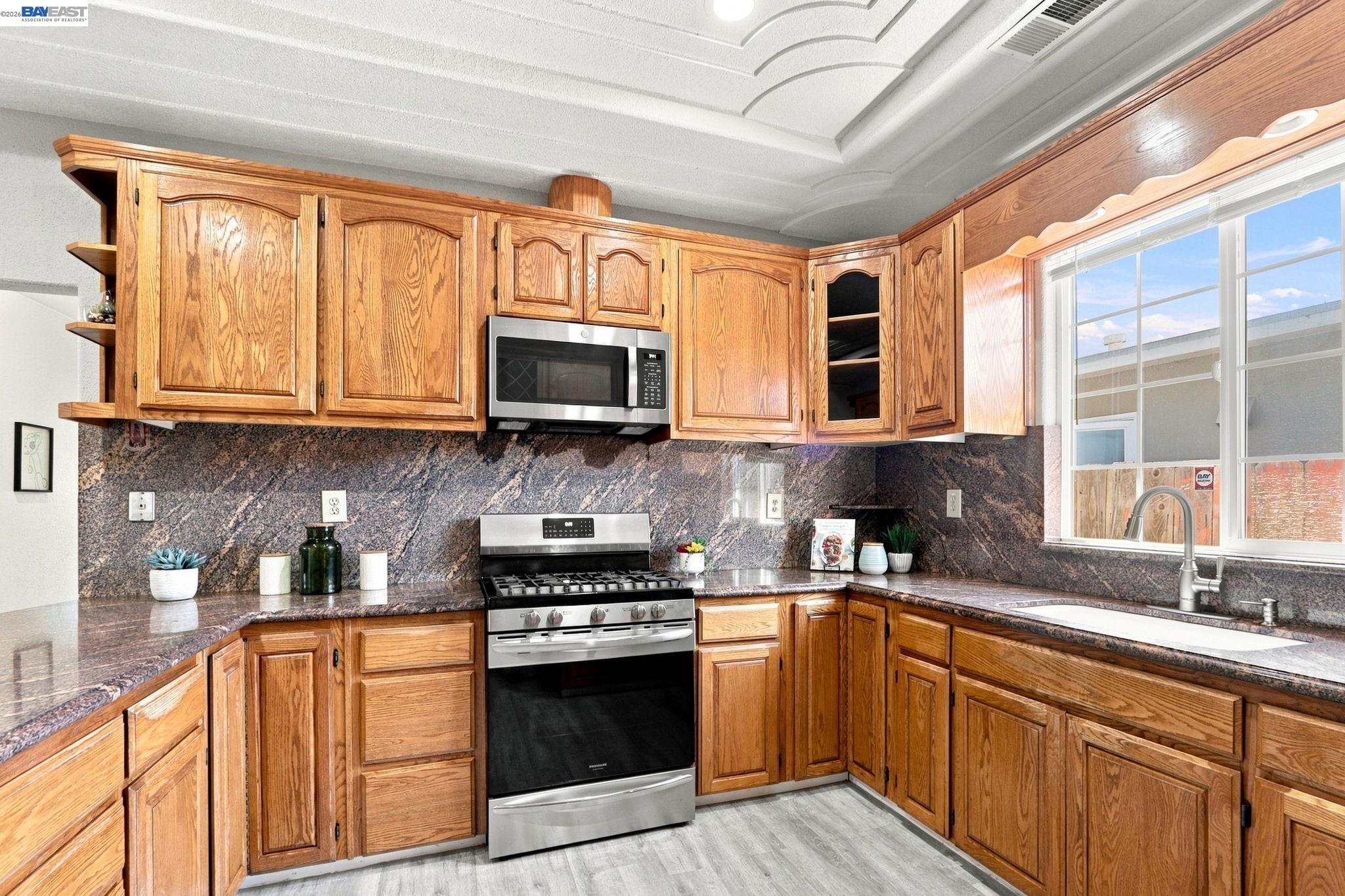36751 Bishop St, Newark CA 94560 — photo 14