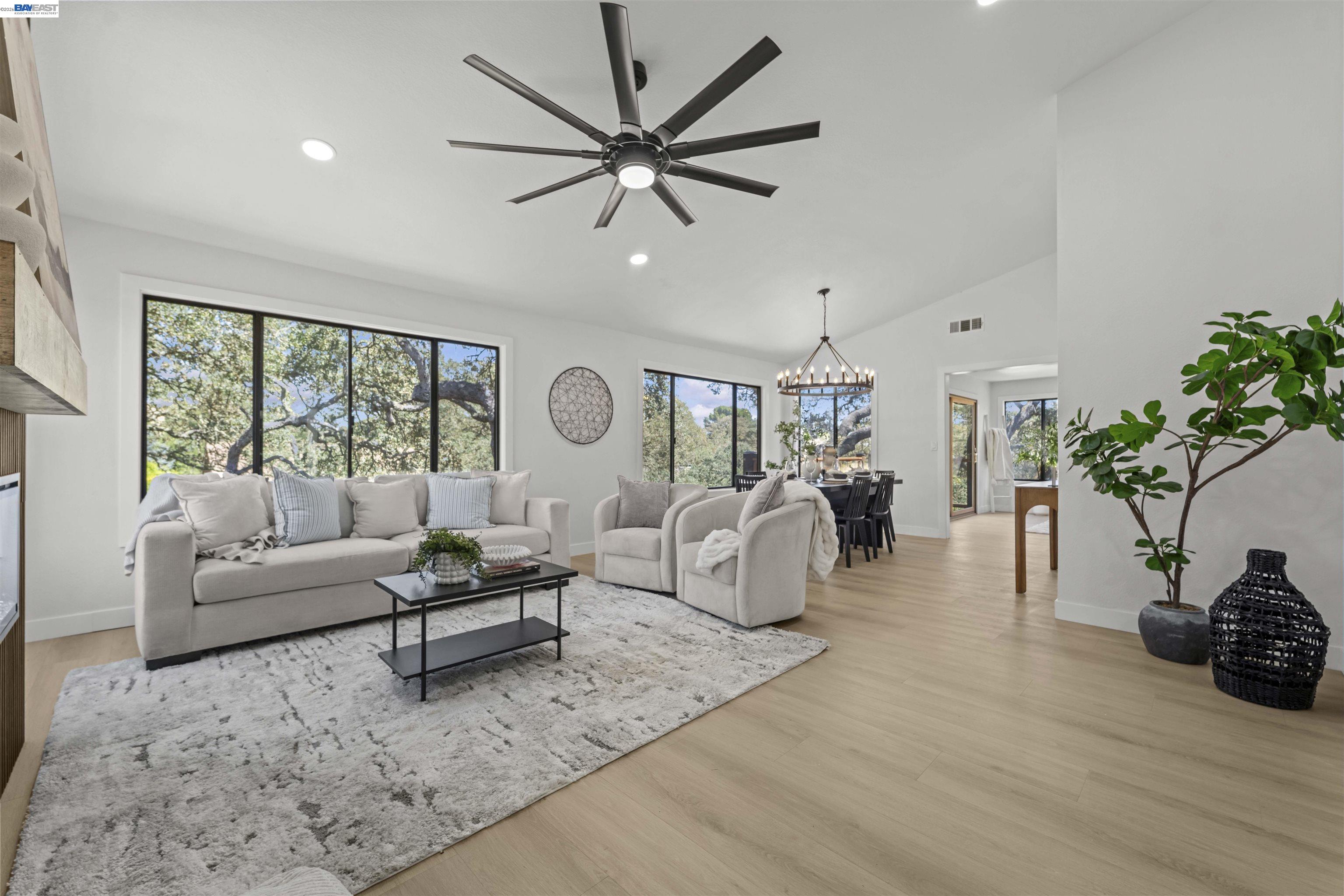 126 Saint Joan Ln, Pleasant Hill CA 94523 — photo 5