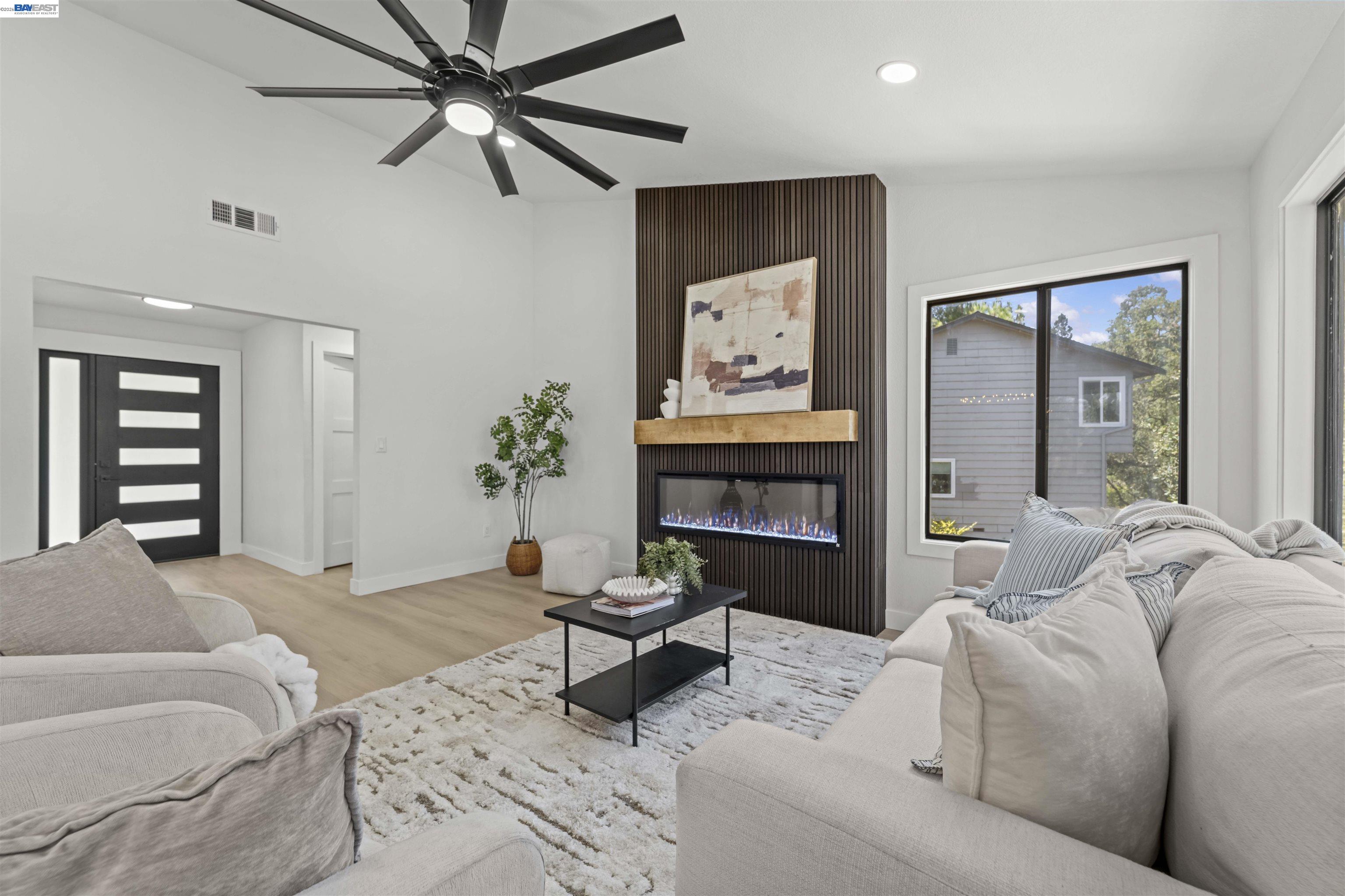 126 Saint Joan Ln, Pleasant Hill CA 94523 — photo 9